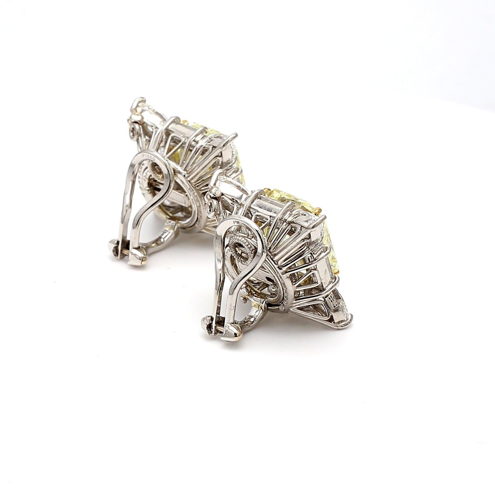 Oscar Heyman 13,72 Karat Ausgefallene gelbe Diamant-Platin-Ohrclips im Zustand „Hervorragend“ in New York, NY