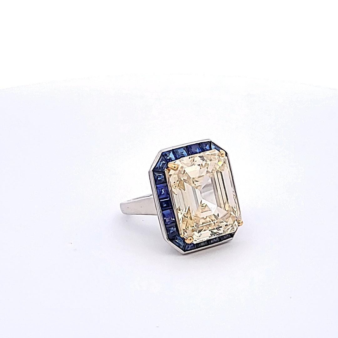 Oscar Heyman, bague cocktail Flyb-SI1 en or 18 carats avec diamants taille émeraude de 17,35 carats Bon état - En vente à New York, NY