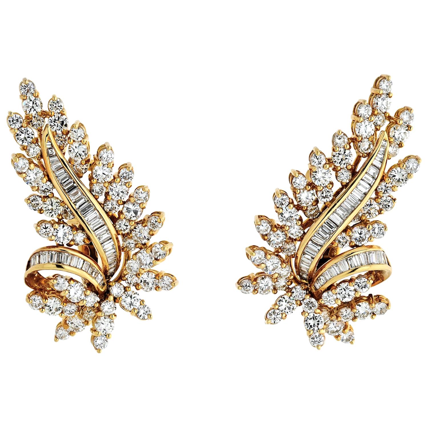 Oscar Heyman 18 Karat Yellow Gold Diamond 8.50 Carat Leaf Style Earrings For Sale