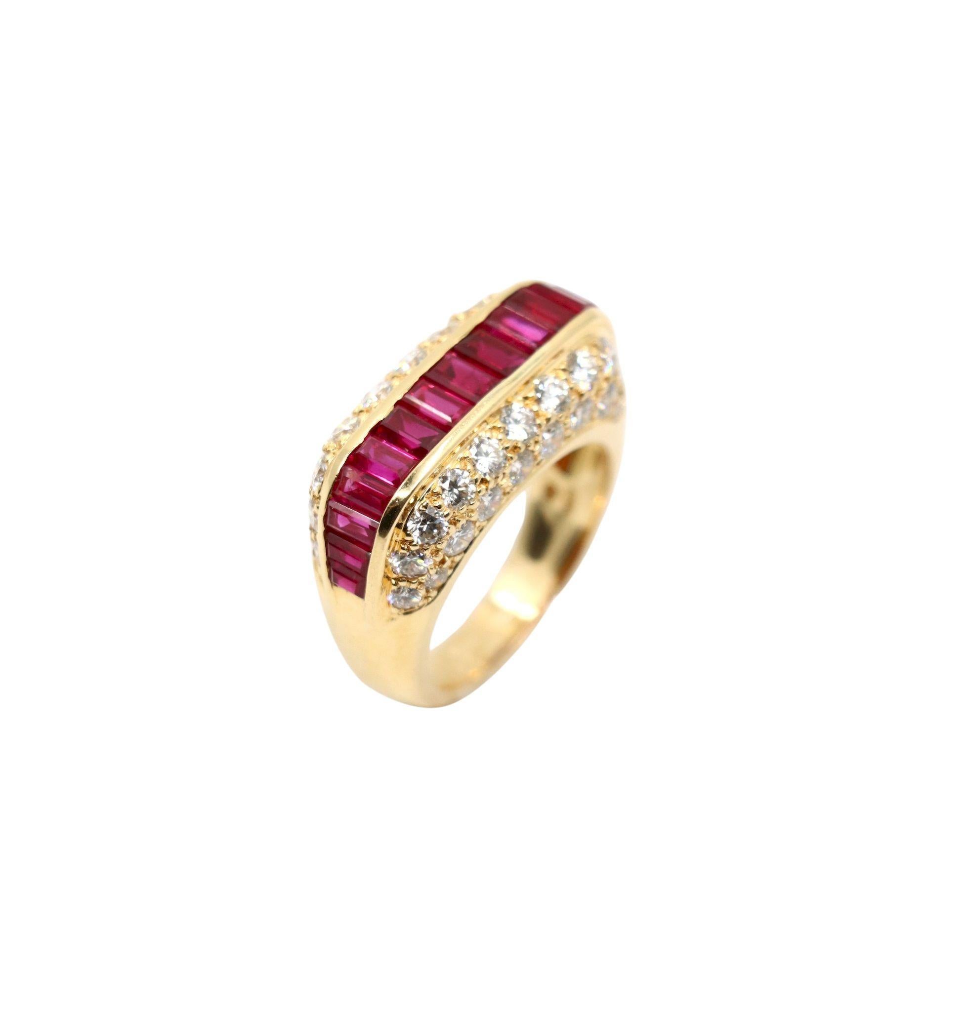 Oscar Heyman - Anello con diamante e rubino in oro 18 carati in vendita 1