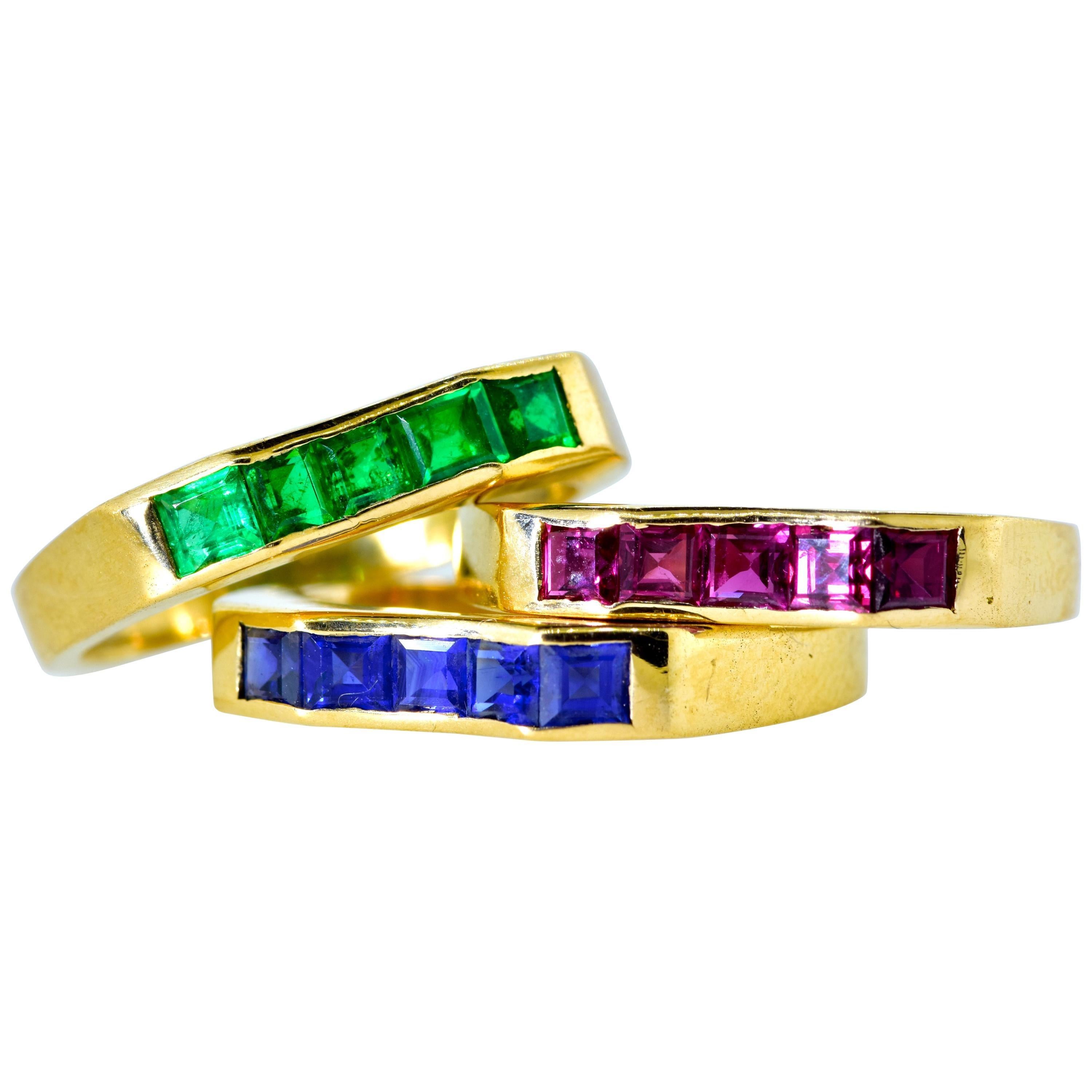 Oscar Heyman 18k Gold Matching Rings with Fine Emerald, Sapphire and Ruby For Sale 1