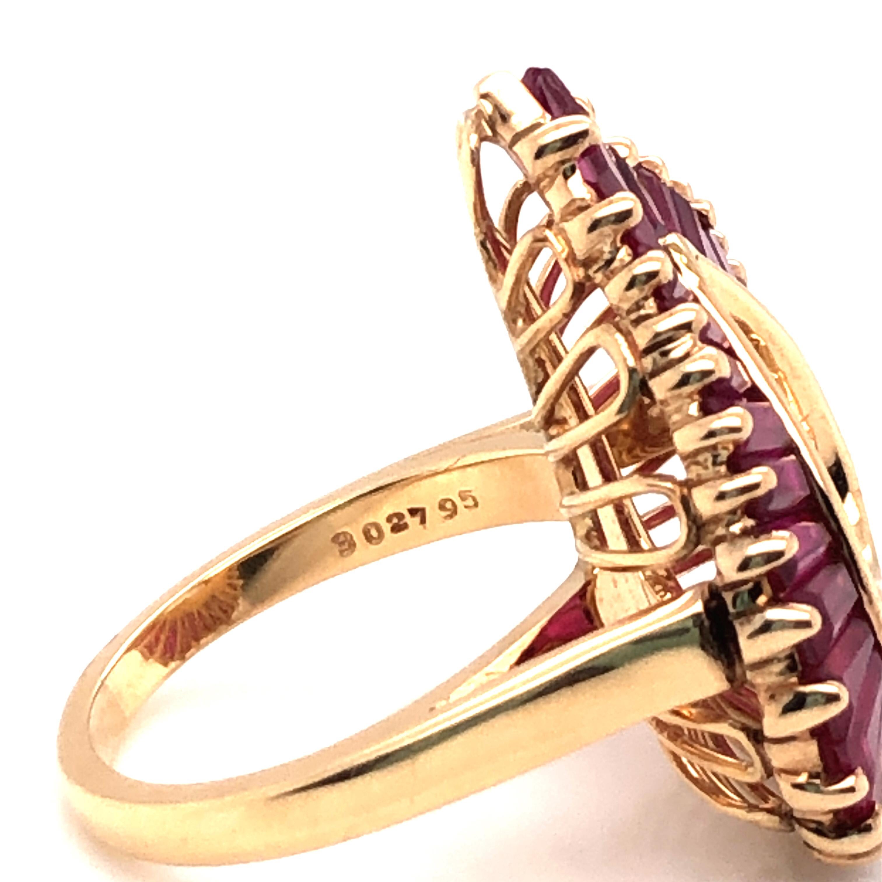 Women's Oscar Heyman 18 Karat Gold Ruby Heart Shaped 'Ballerina' Style Ring