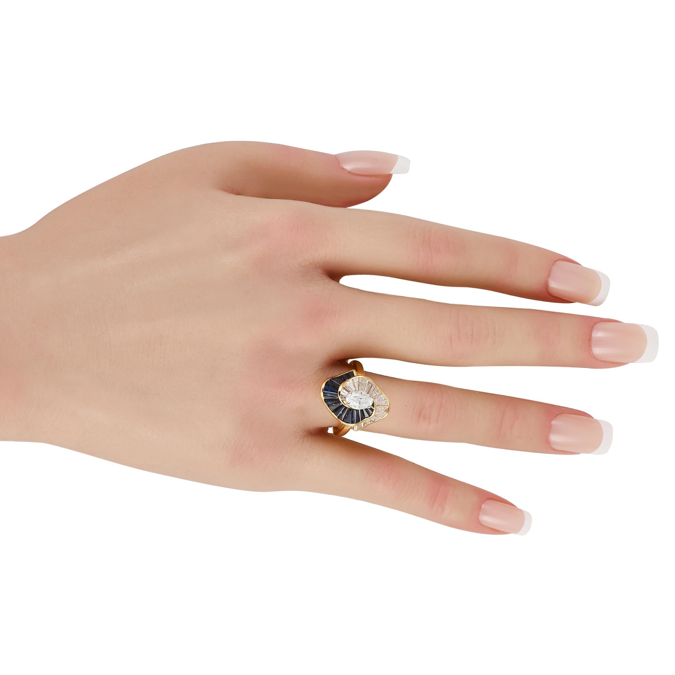 Oval Cut Oscar Heyman 18K Yellow Gold 1.78ct Diamond and Sapphire Ring OH11-100224 For Sale