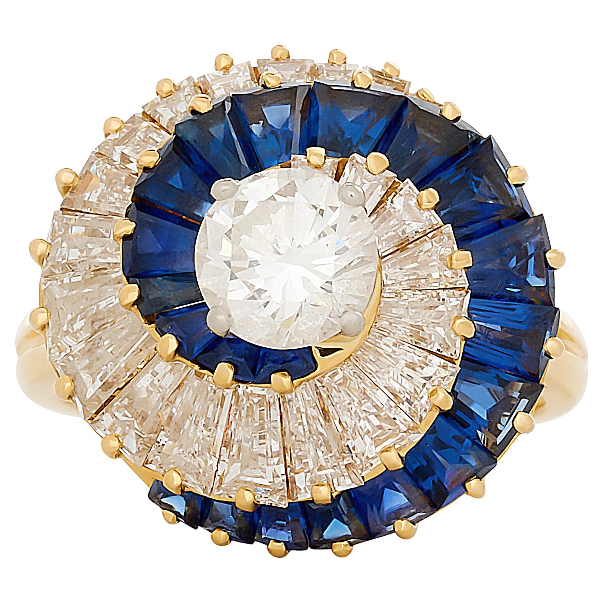 Oscar Heyman Bague en or jaune 18K et platine avec diamants et saphirs en tourbillon en vente