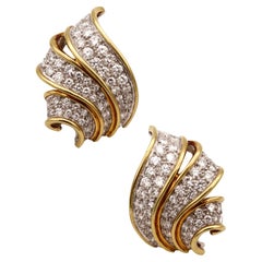 Vintage Oscar Heyman 18Kt Two Tones Gold Cocktail Earrings With 6.72 Cts In VS Diamonds