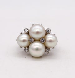 Oscar Heyman 1940 Art Deco Cocktail Ring In Platinum With Diamonds & White Pearl