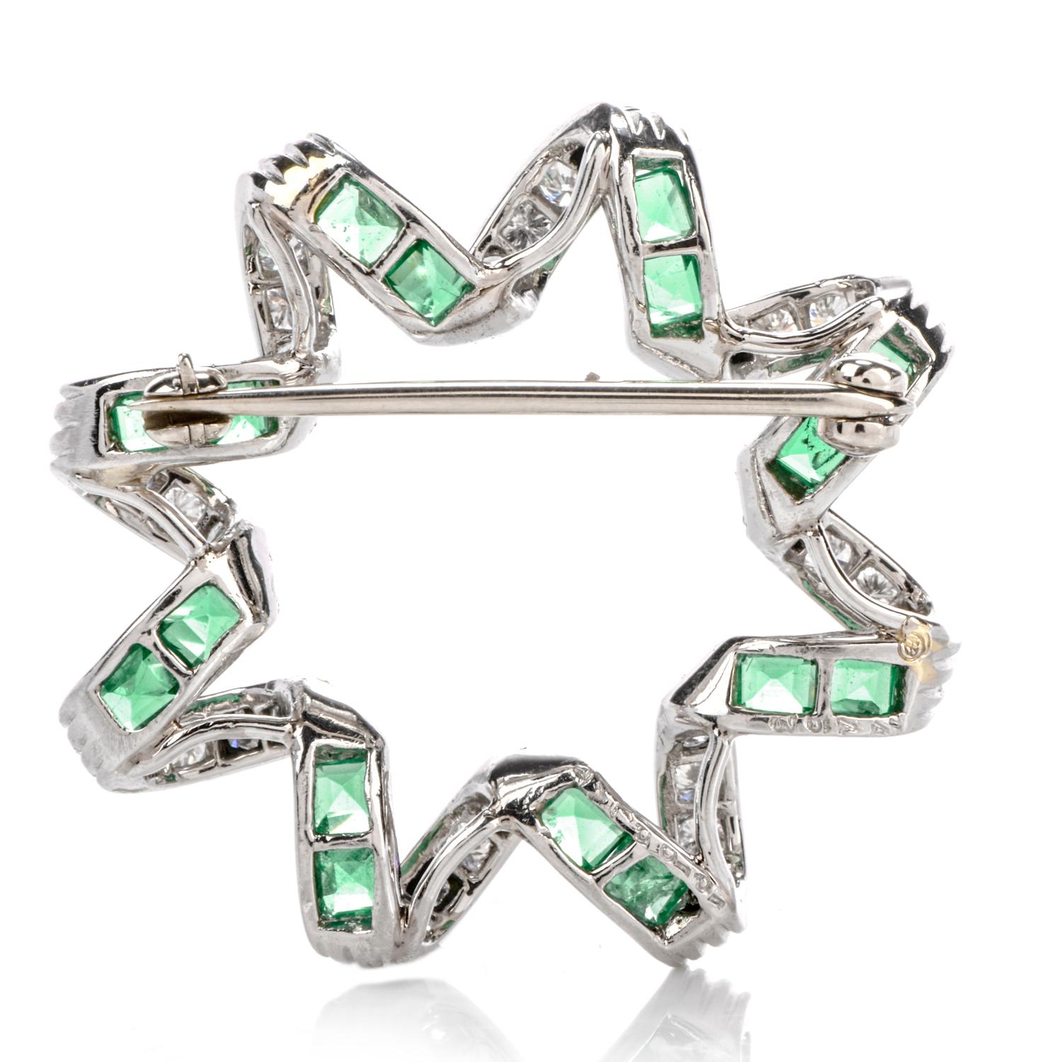 Round Cut Oscar Heyman 1960s Diamond Emerald Twisted Star Platinum Brooch Pin