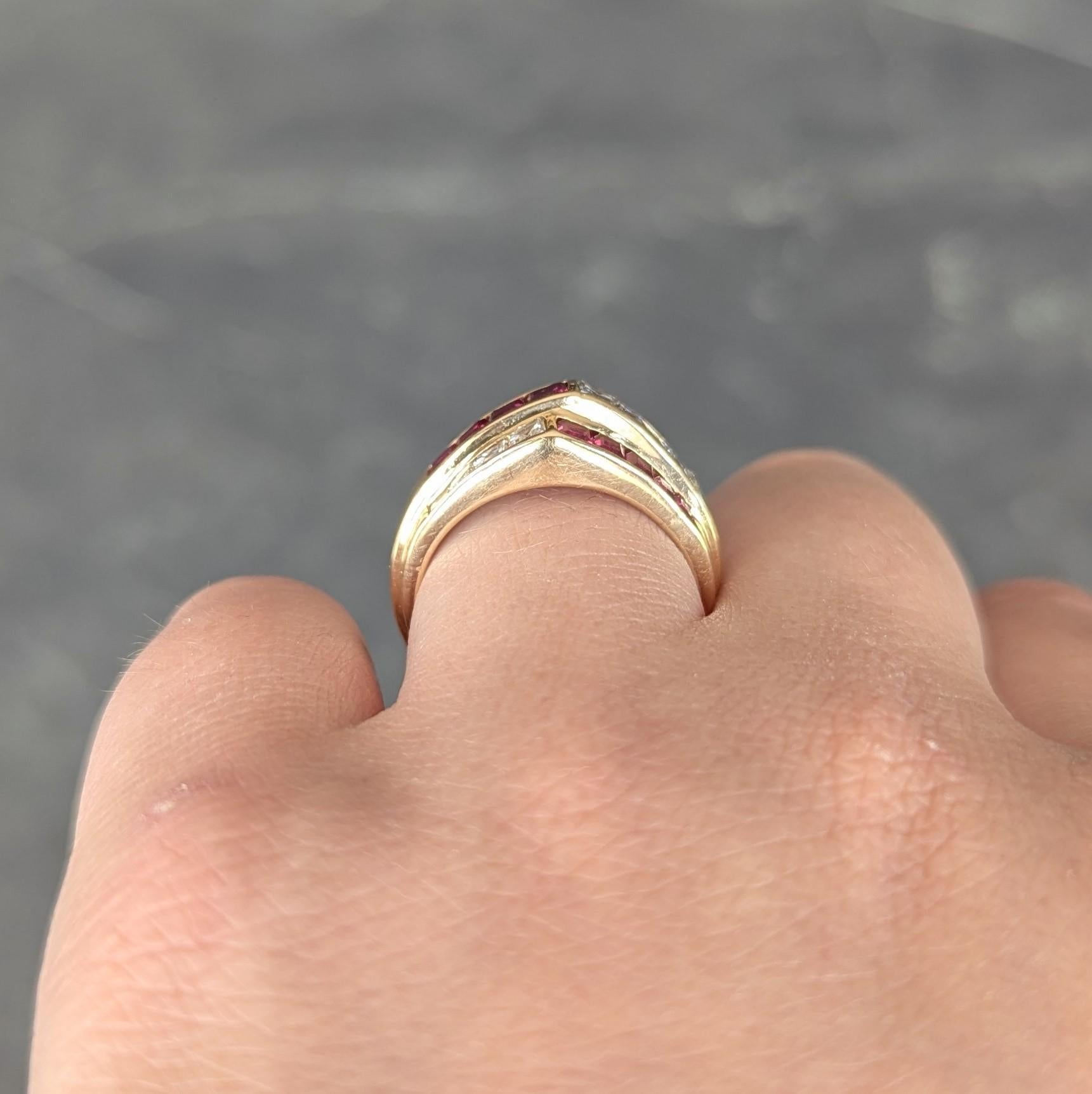 Oscar Heyman 1980's Ruby Diamond 18 Karat Yellow Gold Vintage Channel Band Ring For Sale 4