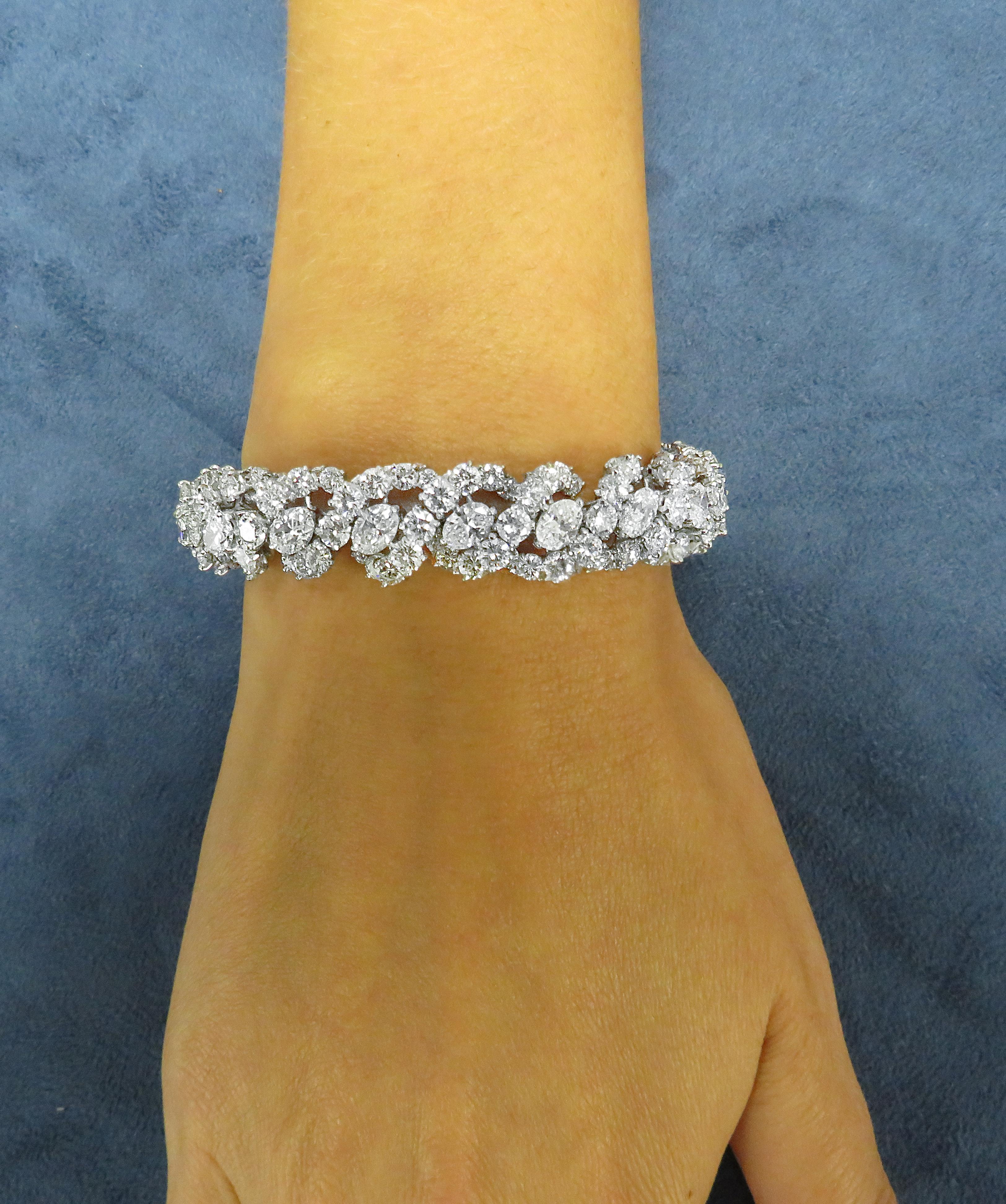 Oscar Heyman 29.41 Diamond Bangle Bracelet Circa 1963 For Sale 1