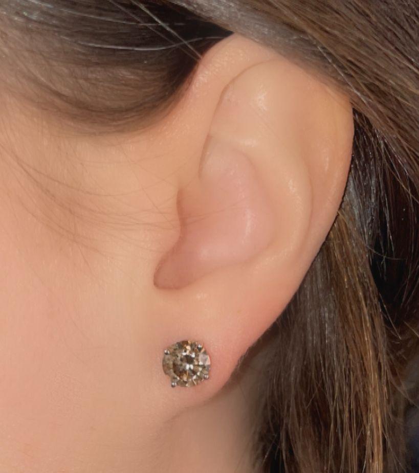 Oscar Heyman 3.34tcw Champagne Diamond Stud Earrings For Sale 6