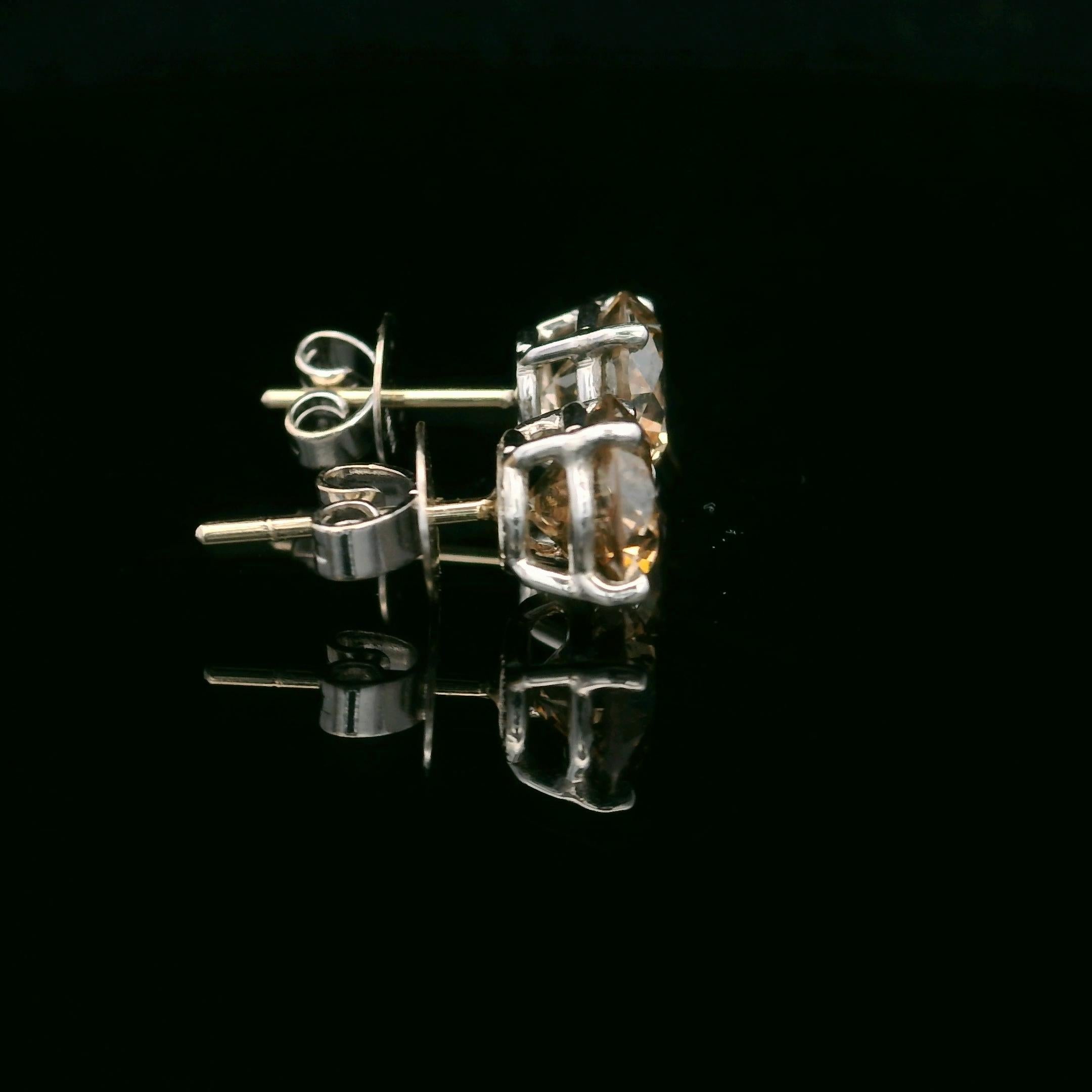 Round Cut Oscar Heyman 3.34tcw Champagne Diamond Stud Earrings For Sale
