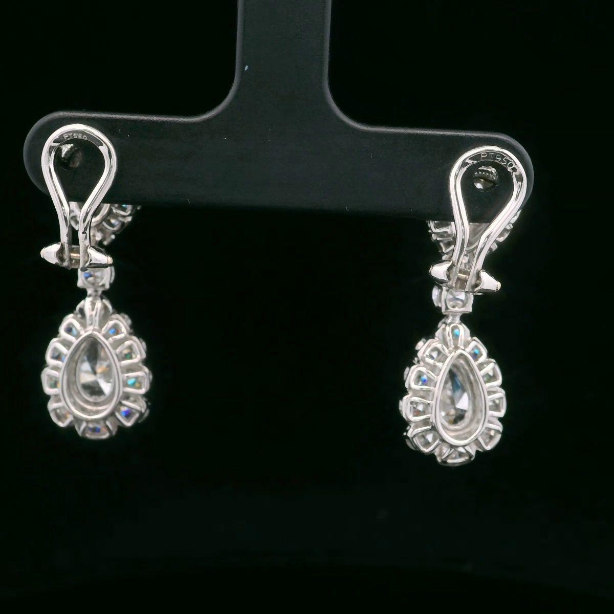 Pear Cut Oscar Heyman 5.11tcw Diamond Earrings