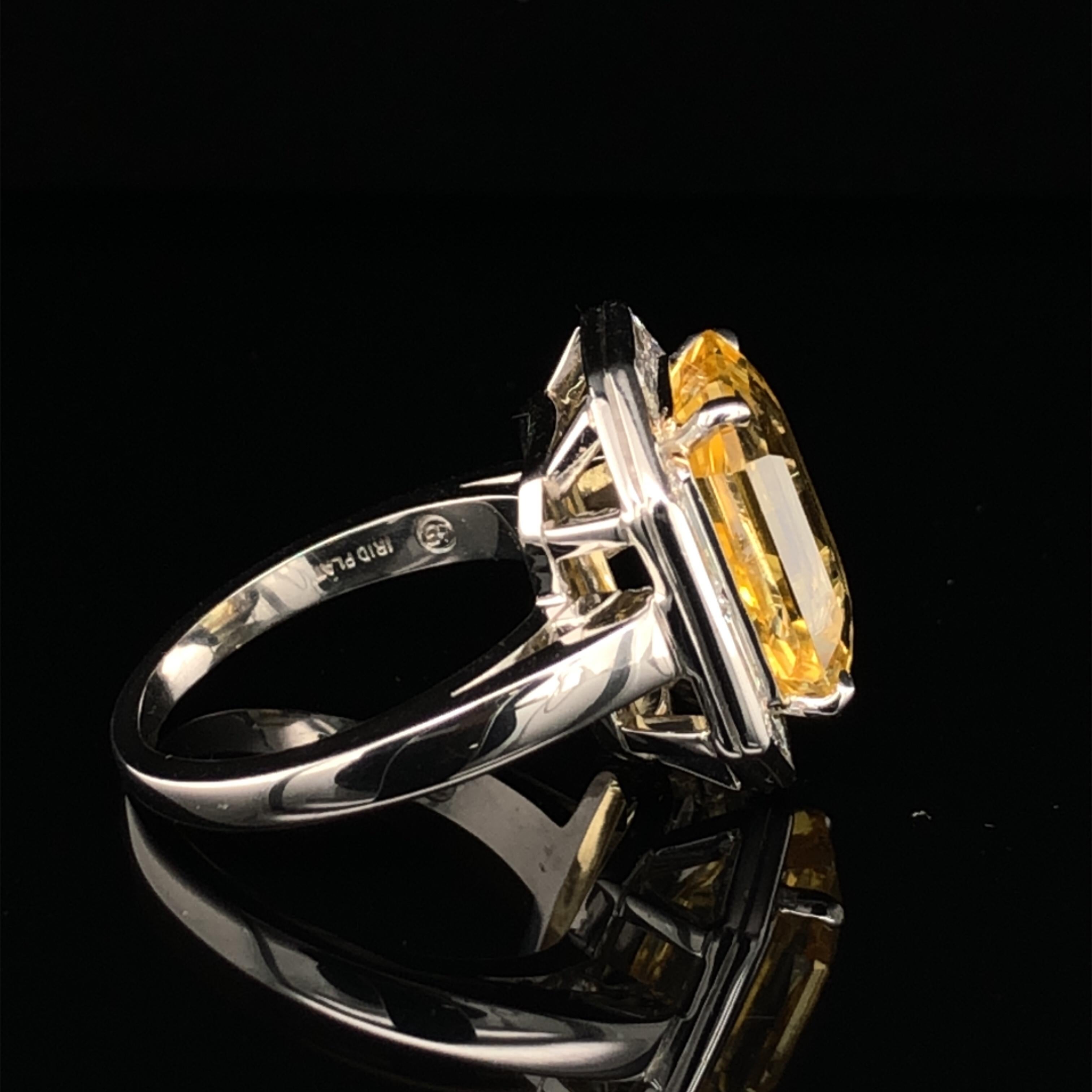 Contemporary Oscar Heyman 9.01ct Unheated Ceylon Yellow Sapphire & Diamond Frame Ring