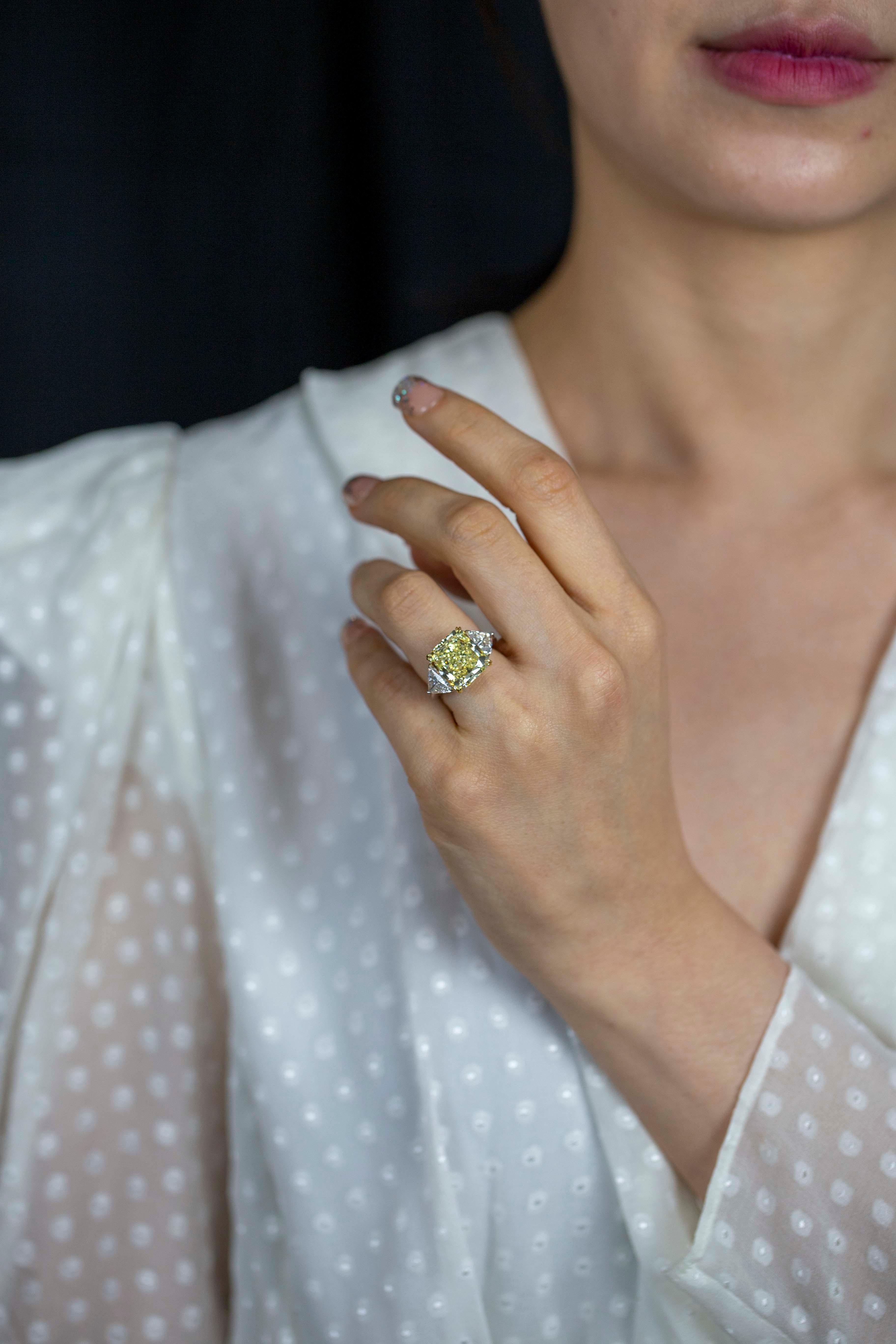 Oscar Heyman 9.03 Radiant Cut Fancy Yellow Diamond Three Stone Engagement Ring For Sale 1