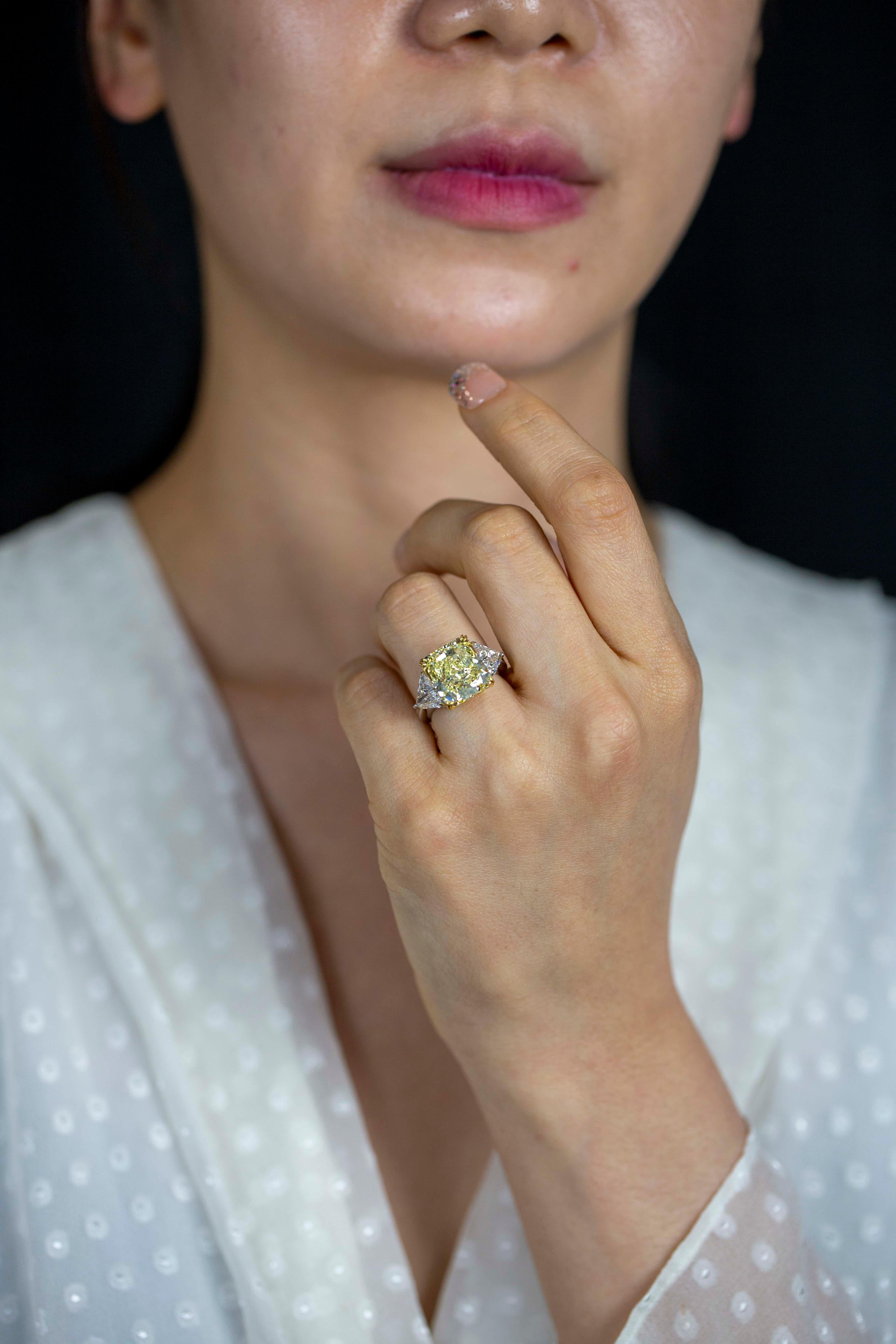 Oscar Heyman 9.03 Radiant Cut Fancy Yellow Diamond Three-Stone Engagement Ring For Sale 2