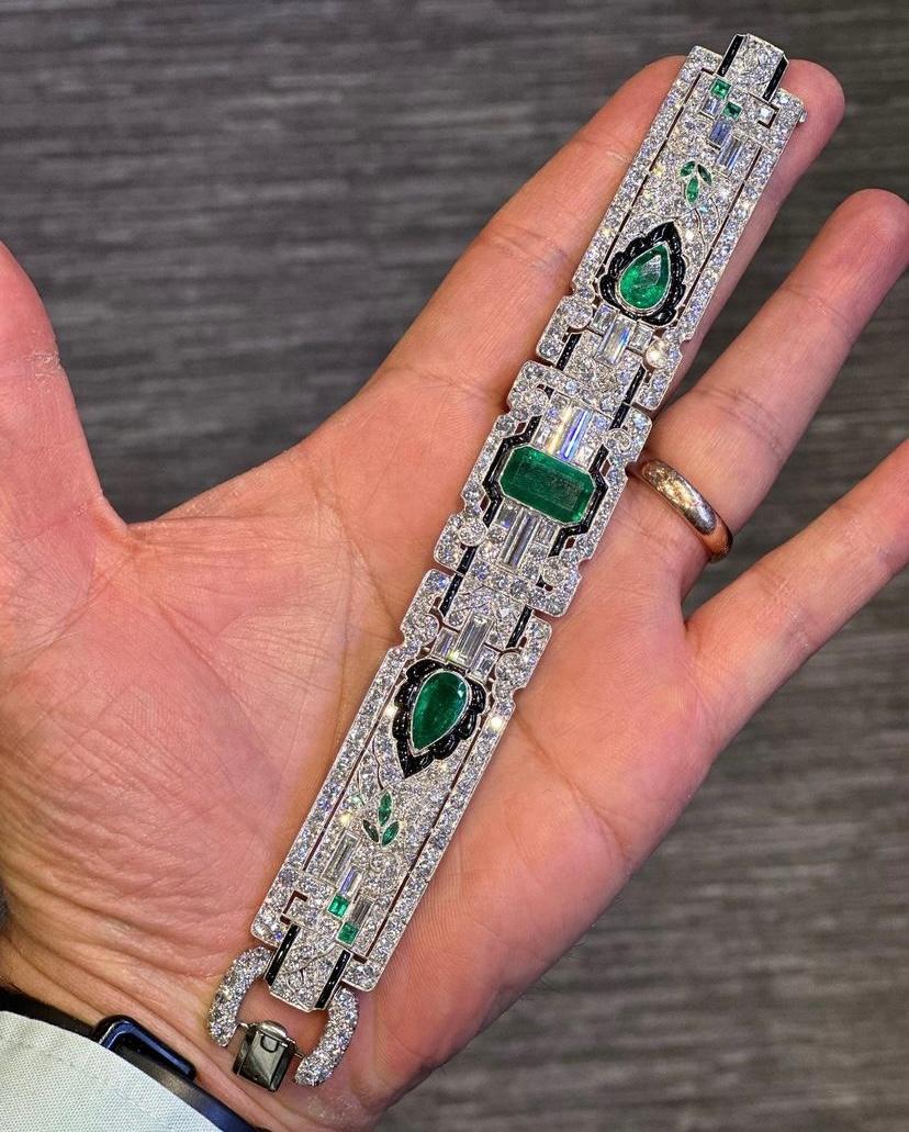 Oscar Heyman Art Deco Emerald & Diamond Bracelet  In Excellent Condition For Sale In New York, NY