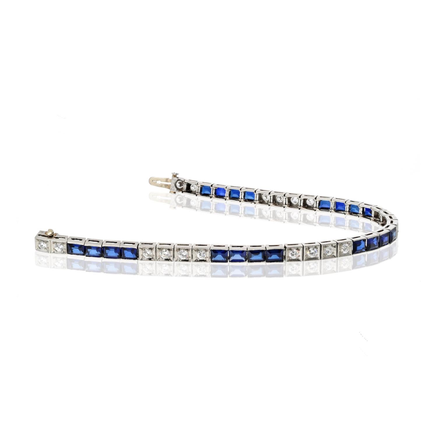 Taille émeraude Oscar Heyman Bracelet tennis Art déco en platine, diamants et saphirs en vente