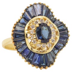 OSCAR HEYMAN Anillo de cóctel Bailarina Oro de 18 quilates 2,86 qt Diamantes y zafiros