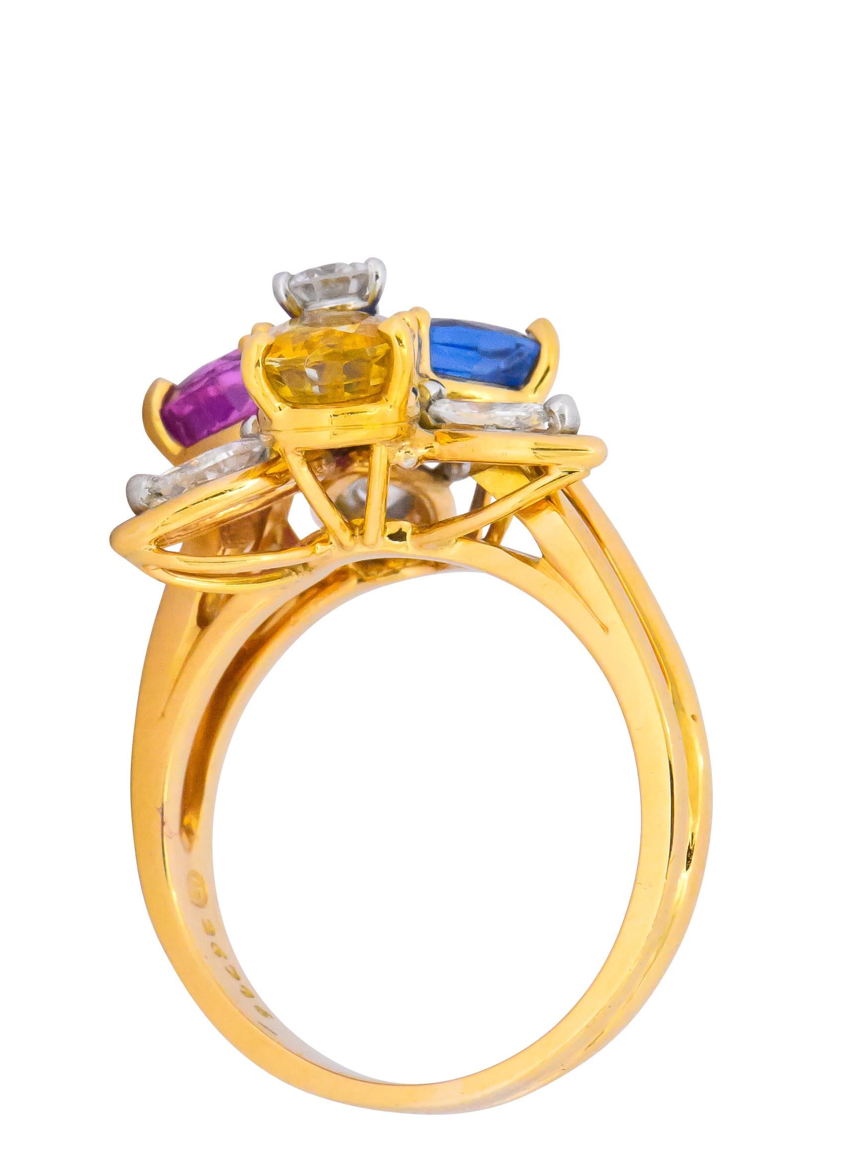 Women's or Men's Oscar Heyman Bros. 4.05 Carats Sapphire Diamond 18 Karat Gold Floral Ring