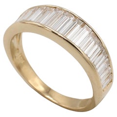 Oscar Heyman Brothers 18 Karat Yellow Gold Natural Baguette Diamond Band Ring 