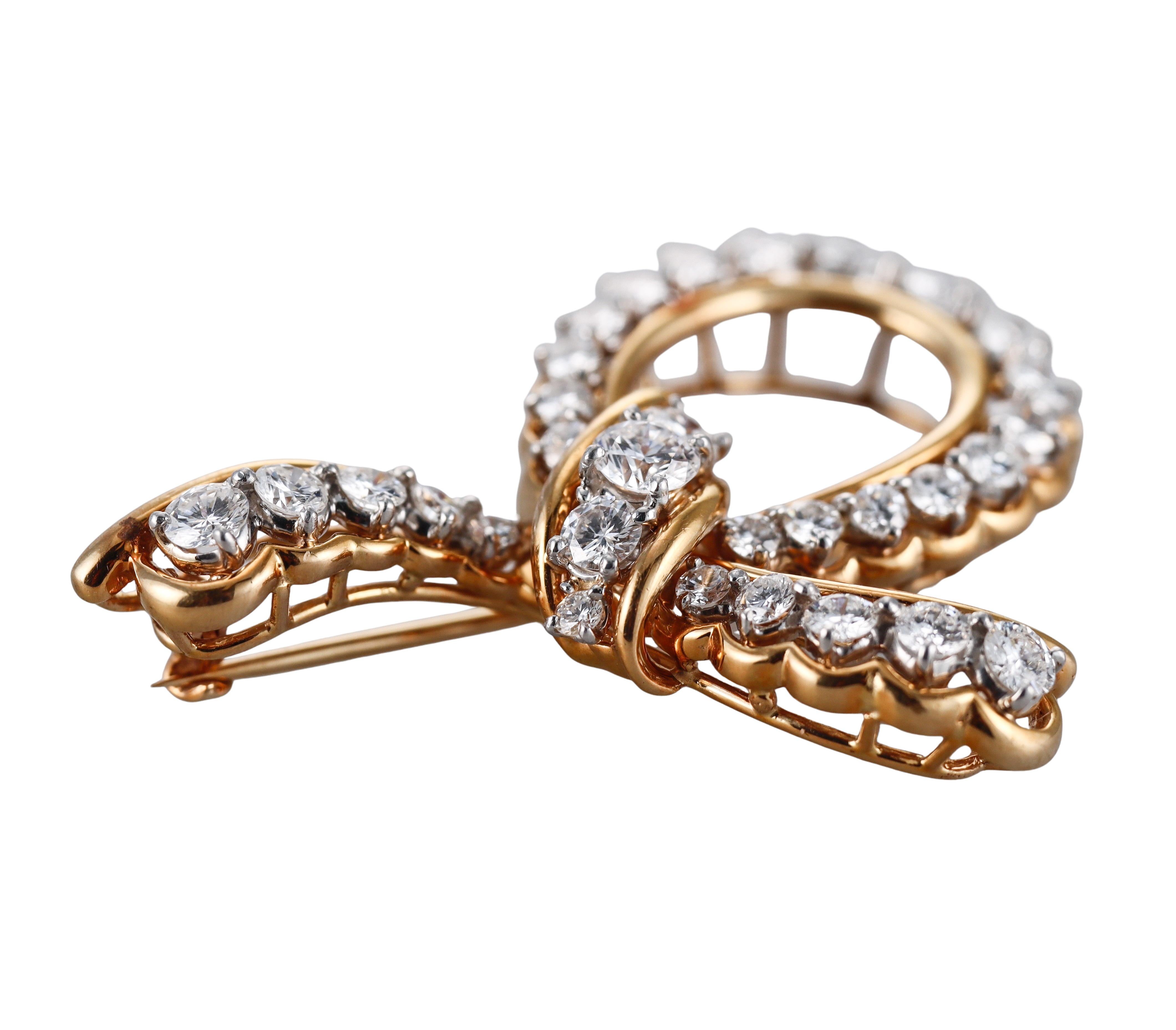 Women's Oscar Heyman Brothers Diamond Yellow Gold Platinum Ribbon Brooch For Sale