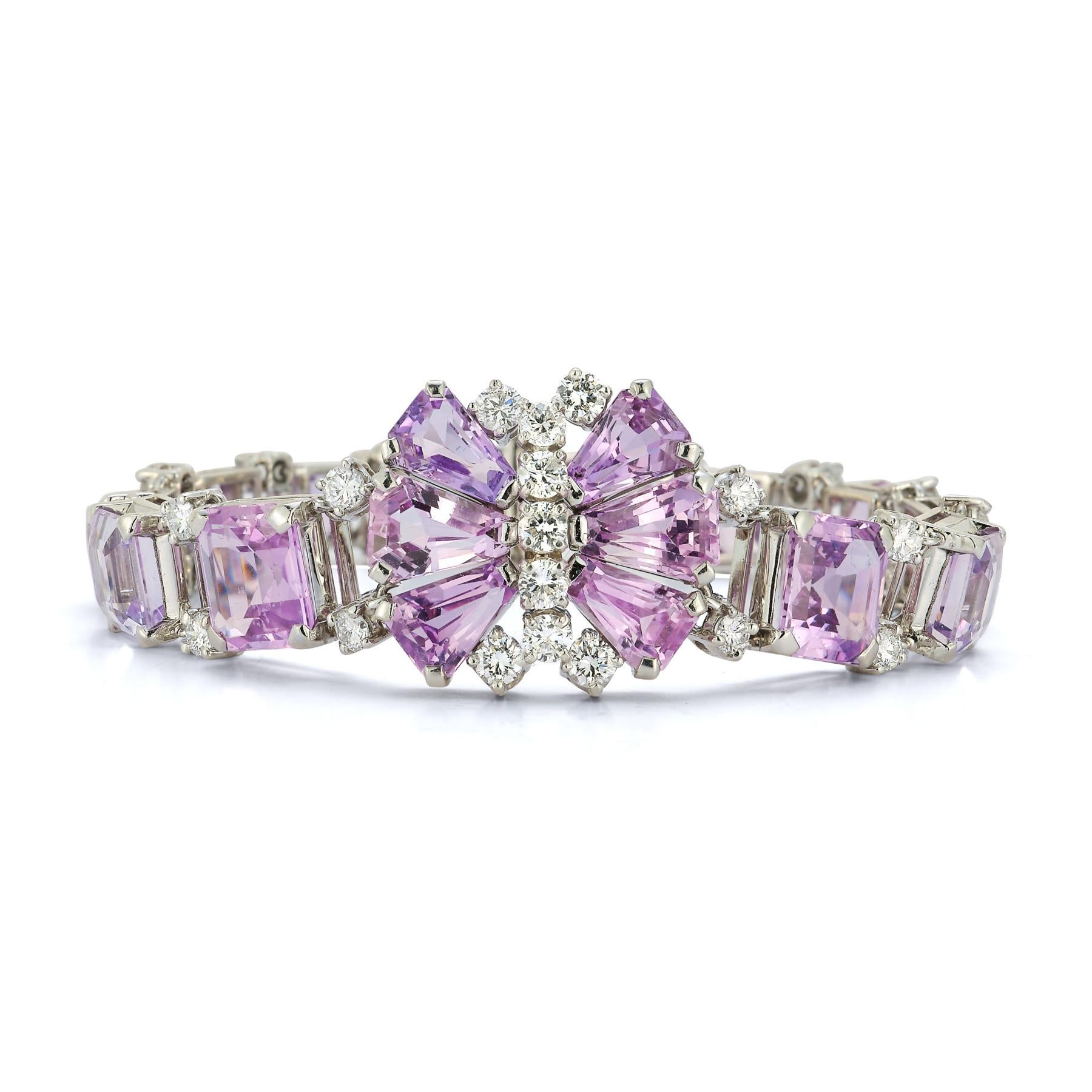 Oscar Heyman Brothers Pink Sapphire & Diamond Bracelet

A sophisticated piece by Oscar Heyman Brothers, this Pink Sapphire ⋄ Bracelet is a testament to the brand's legacy of precision and elegance. Crafted in platinum, this 7-inch bracelet is