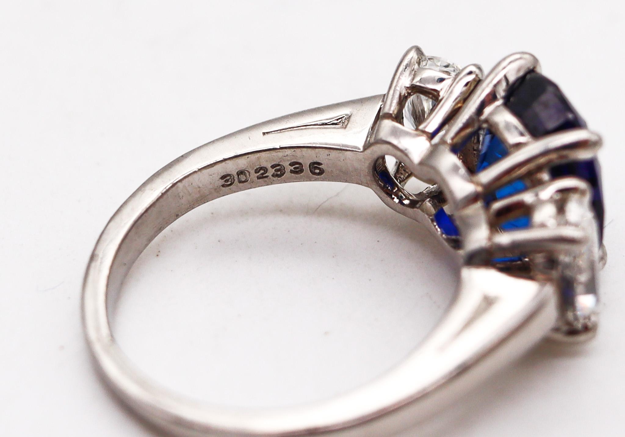 Oscar Heyman Certified Ring in Platinum with 4.0ctw in Sapphire and Diamonds In Excellent Condition In Miami, FL