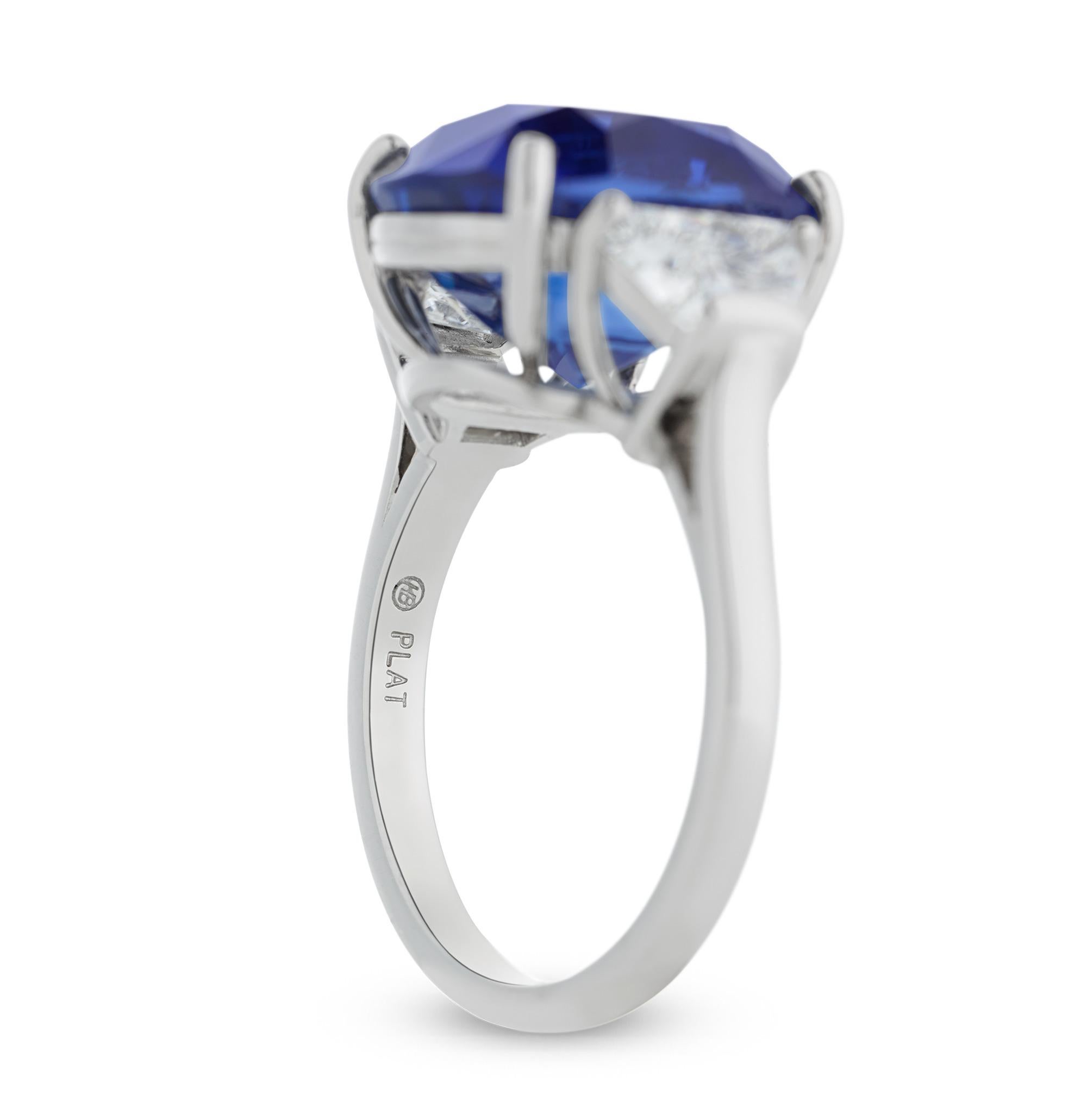 Modern Oscar Heyman Ceylon Sapphire Ring, 9.80 Carats For Sale