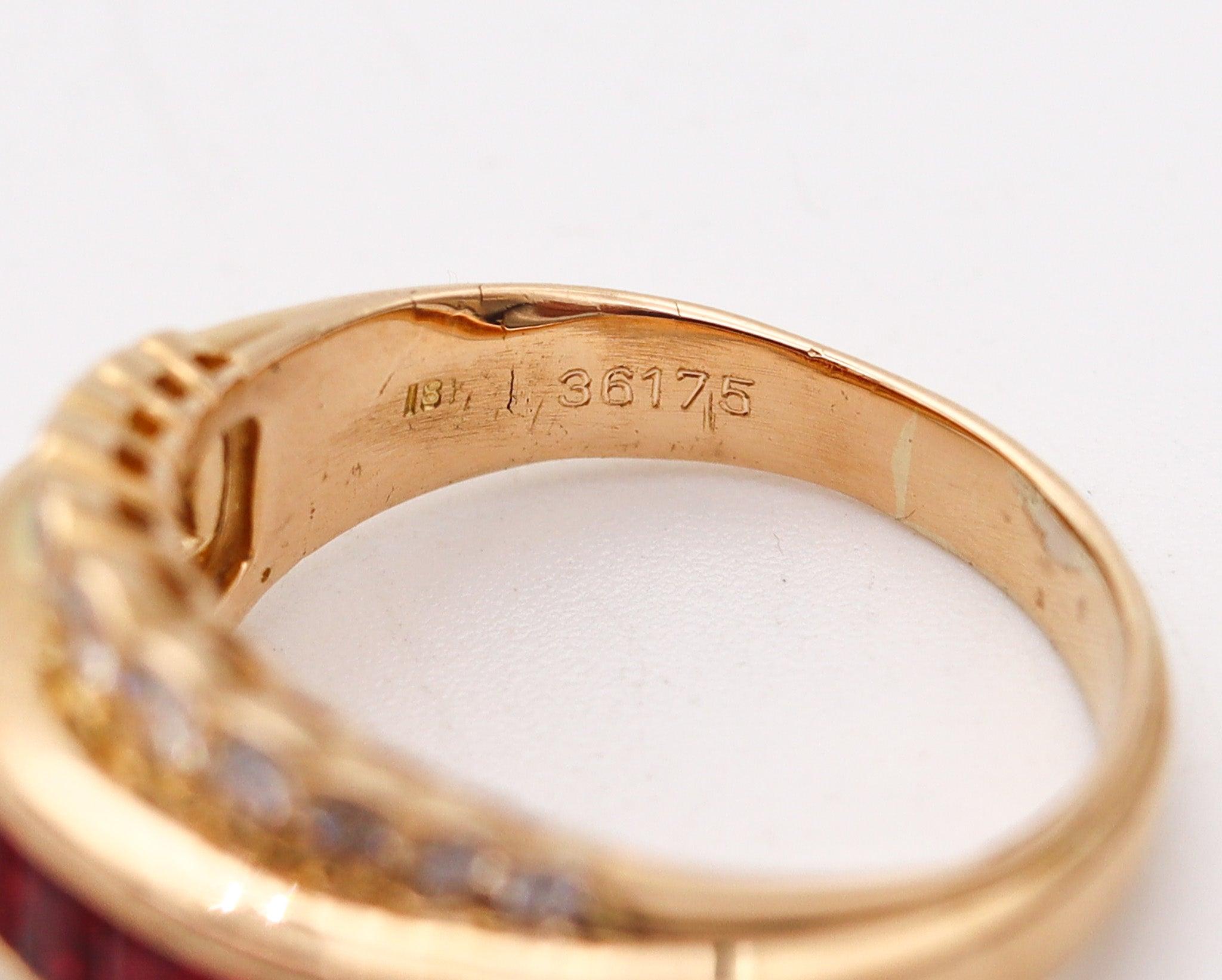 Women's OSCAR HEYMAN Cocktail Ring In 18Kt Gold With 2.64 Ctw In Diamonds And Rubies For Sale