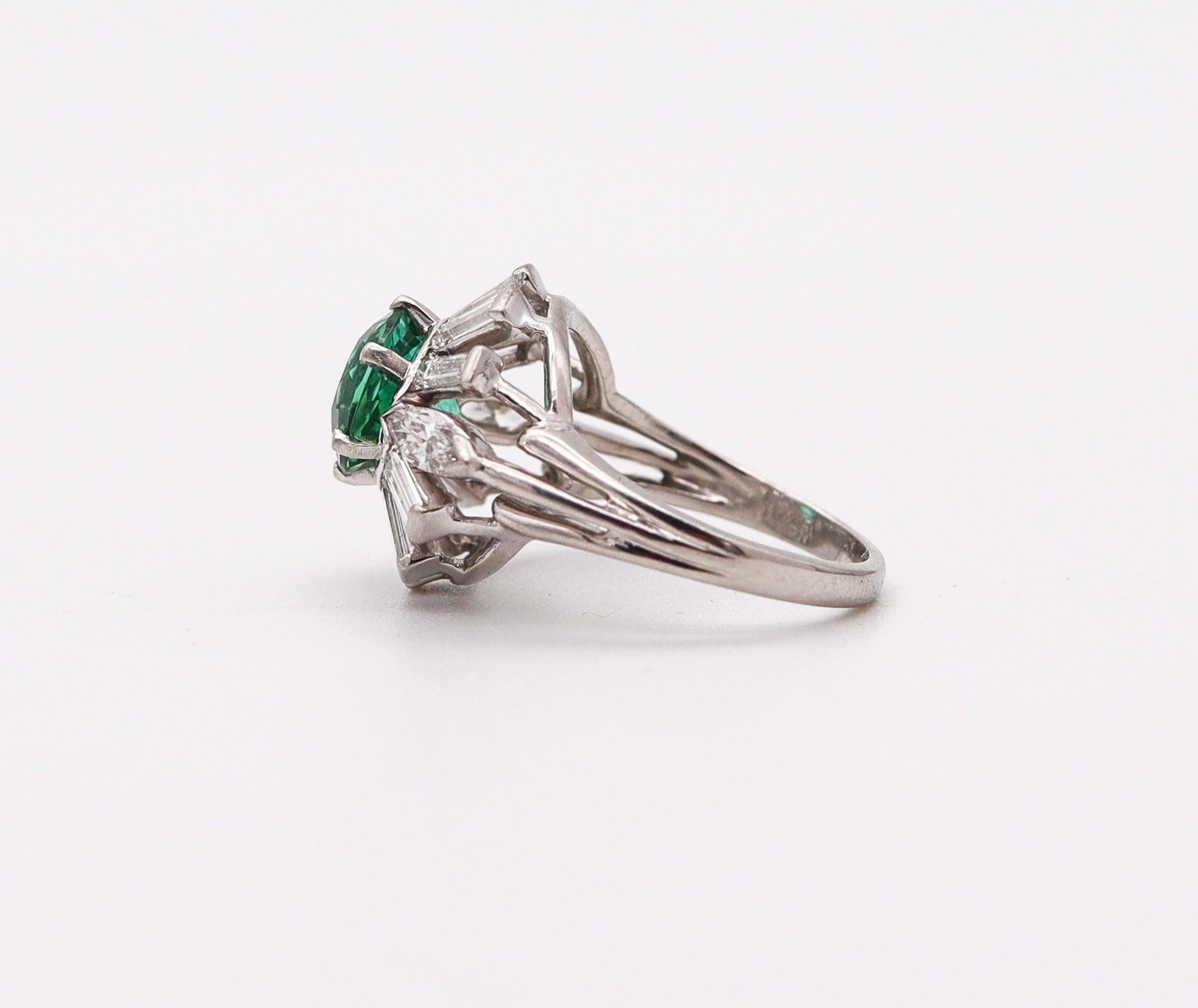 OSCAR HEYMAN Cocktail Ring In Platinum With 3.70 Ctw Diamonds & Tourmaline In Excellent Condition For Sale In Miami, FL