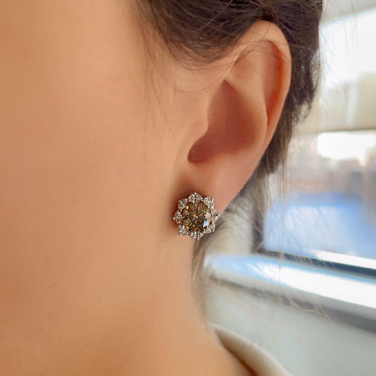 Women's Oscar Heyman 3.10tcw Cognac Diamond Clip Earrings