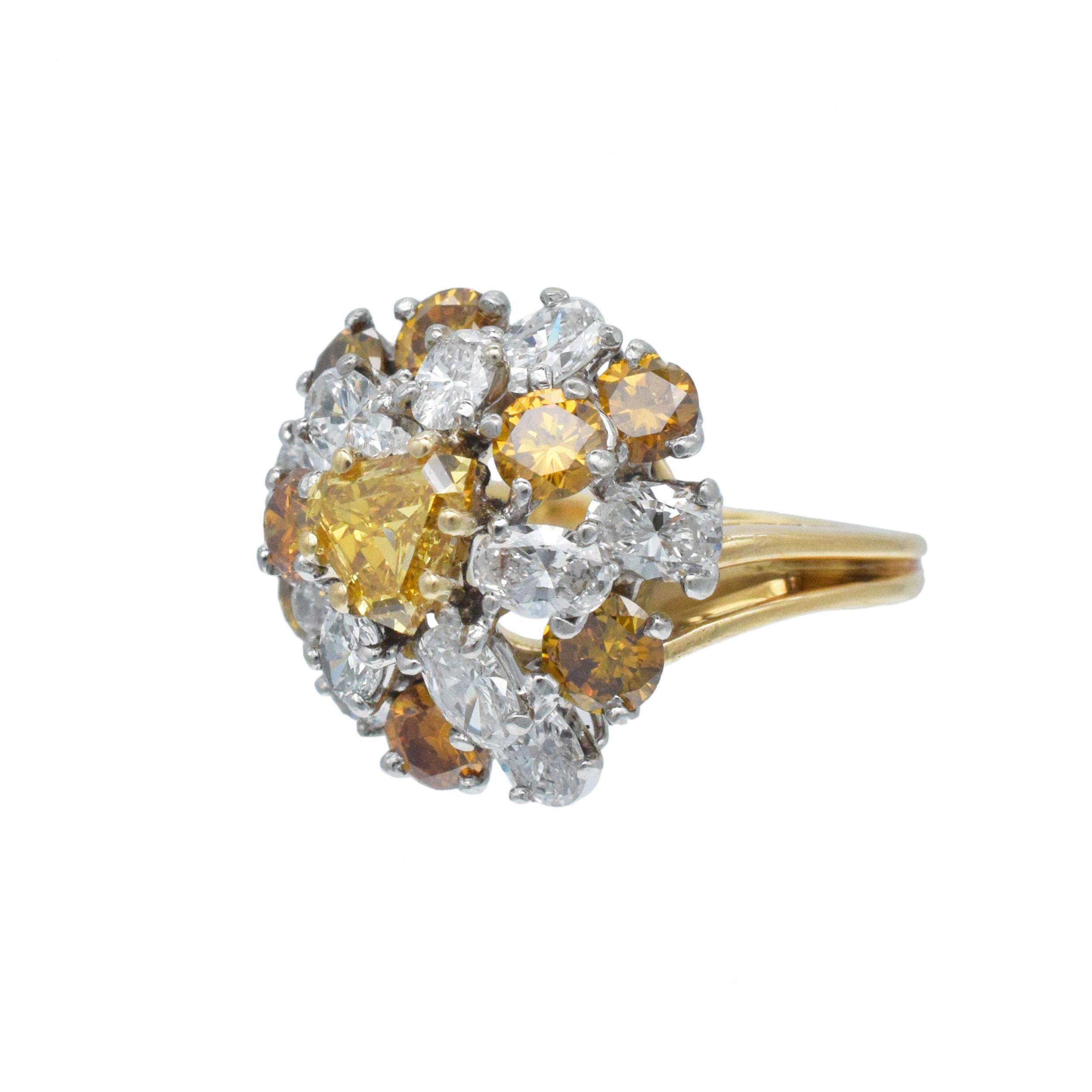Oscar Heyman Color And White Diamond Cluster Ring (Künstler*in) im Angebot