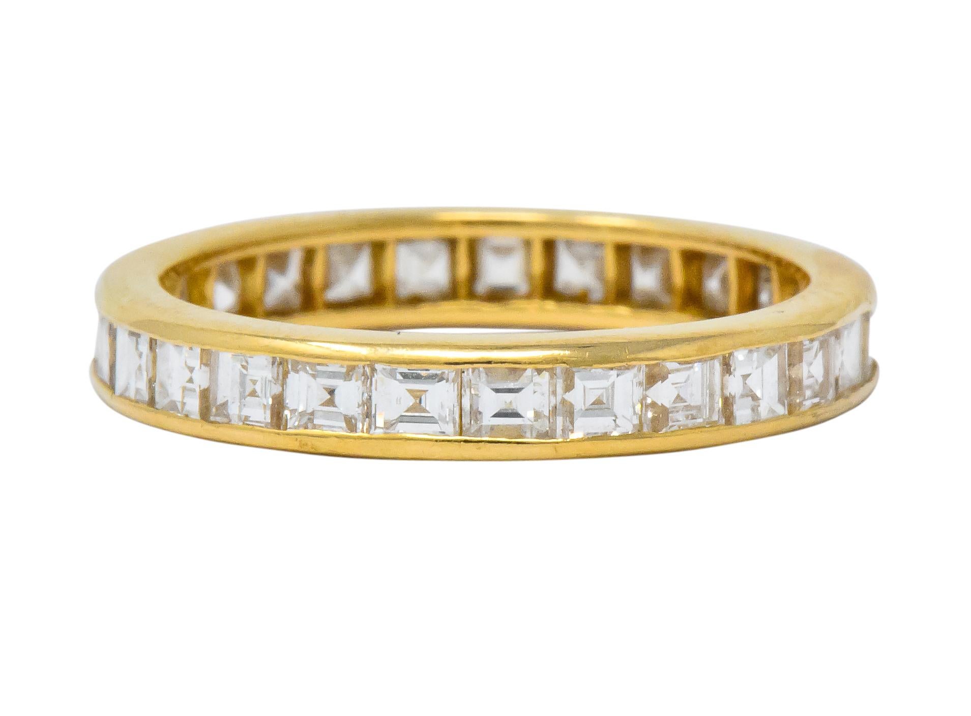 Oscar Heyman Contemporary 1.35 CTW Step Diamond 18 Karat Gold Eternity Band Ring In Excellent Condition For Sale In Philadelphia, PA