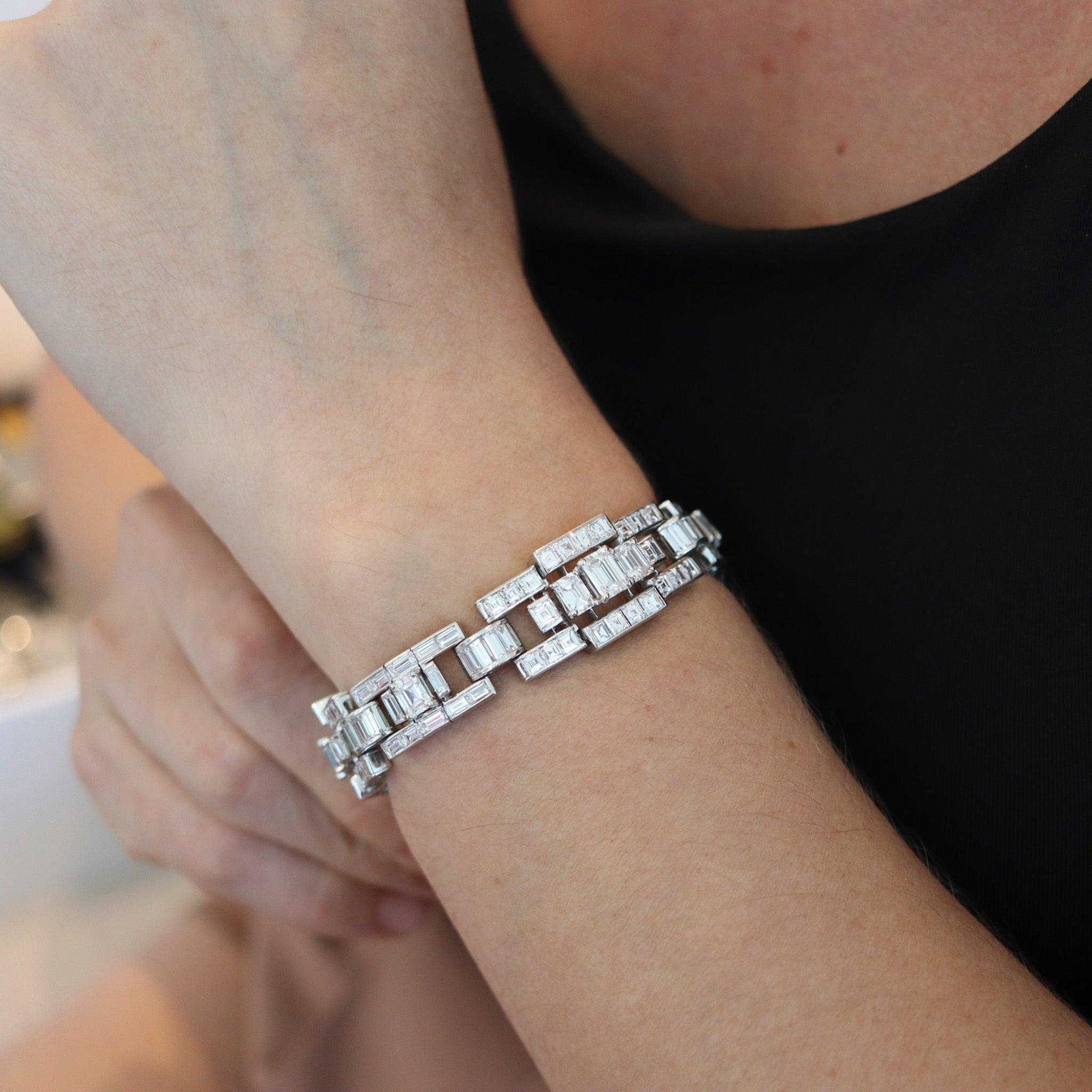 Diamonds bracelet designed by Oscar Heyman

This is a fabulous geometric bracelet, created in New York city by the jewelry company of Oscar Heyman & Brother, back in the 1964. The beautiful and rare bracelet has been carefully crafted with art deco