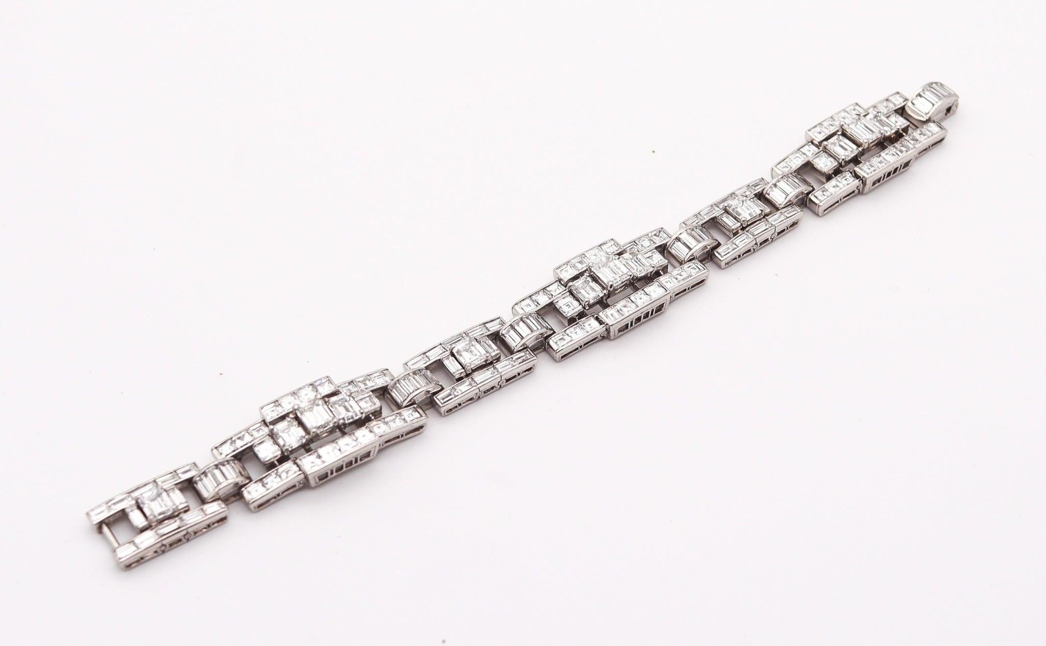 OSCAR HEYMAN Deco Geometric Bracelet In Platinum With 30.64 Ctw In VS Diamonds For Sale 1