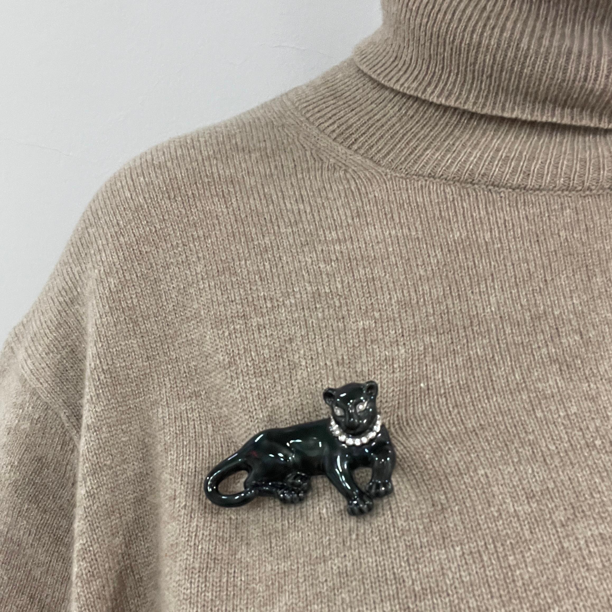 Oscar Heyman Diamond & Enamel Panther Brooch In New Condition For Sale In New York City, NY