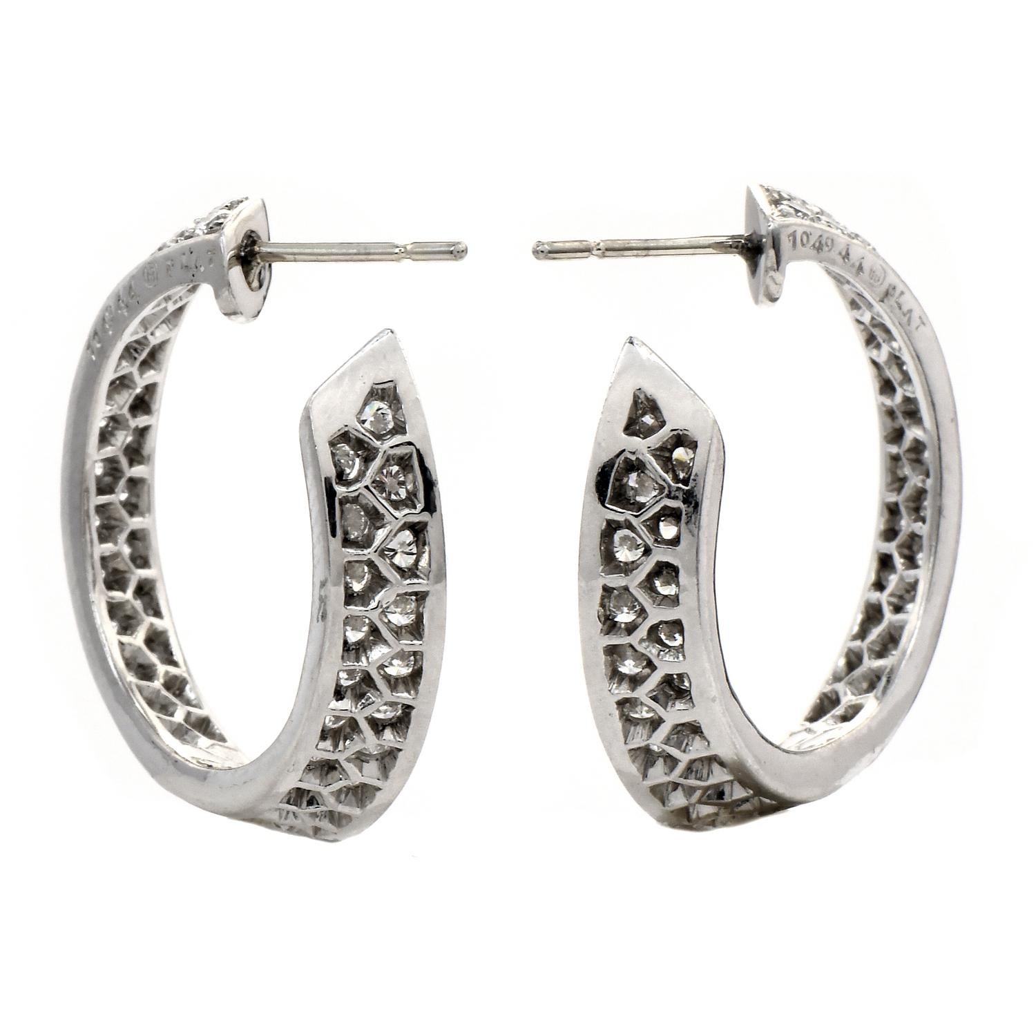Oscar Heyman Diamond Platinum Inside Outside Hoop Earrings In Excellent Condition For Sale In Miami, FL