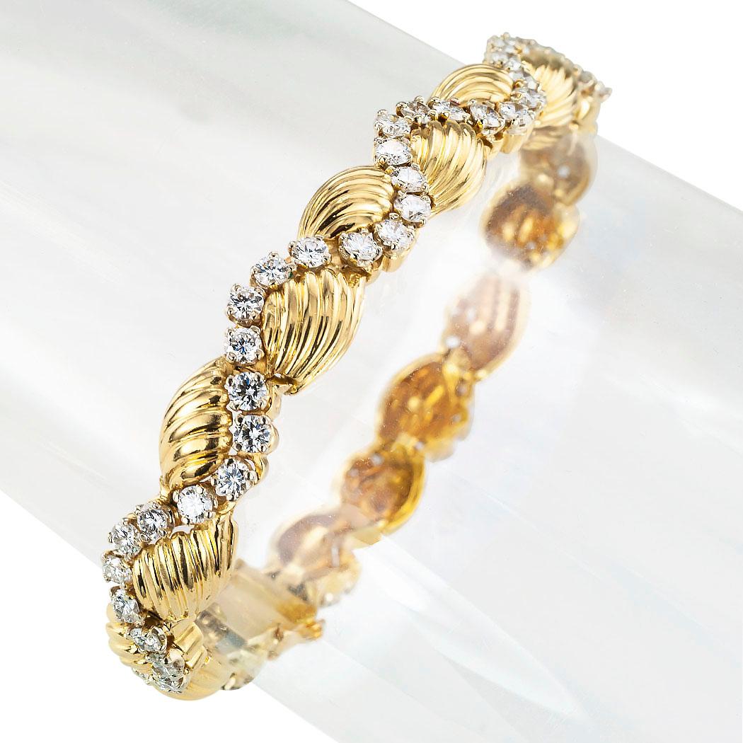 Round Cut Oscar Heyman Diamond Yellow Gold Link Bracelet