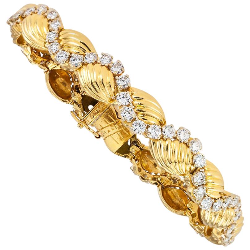 Oscar Heyman Diamond Yellow Gold Link Bracelet