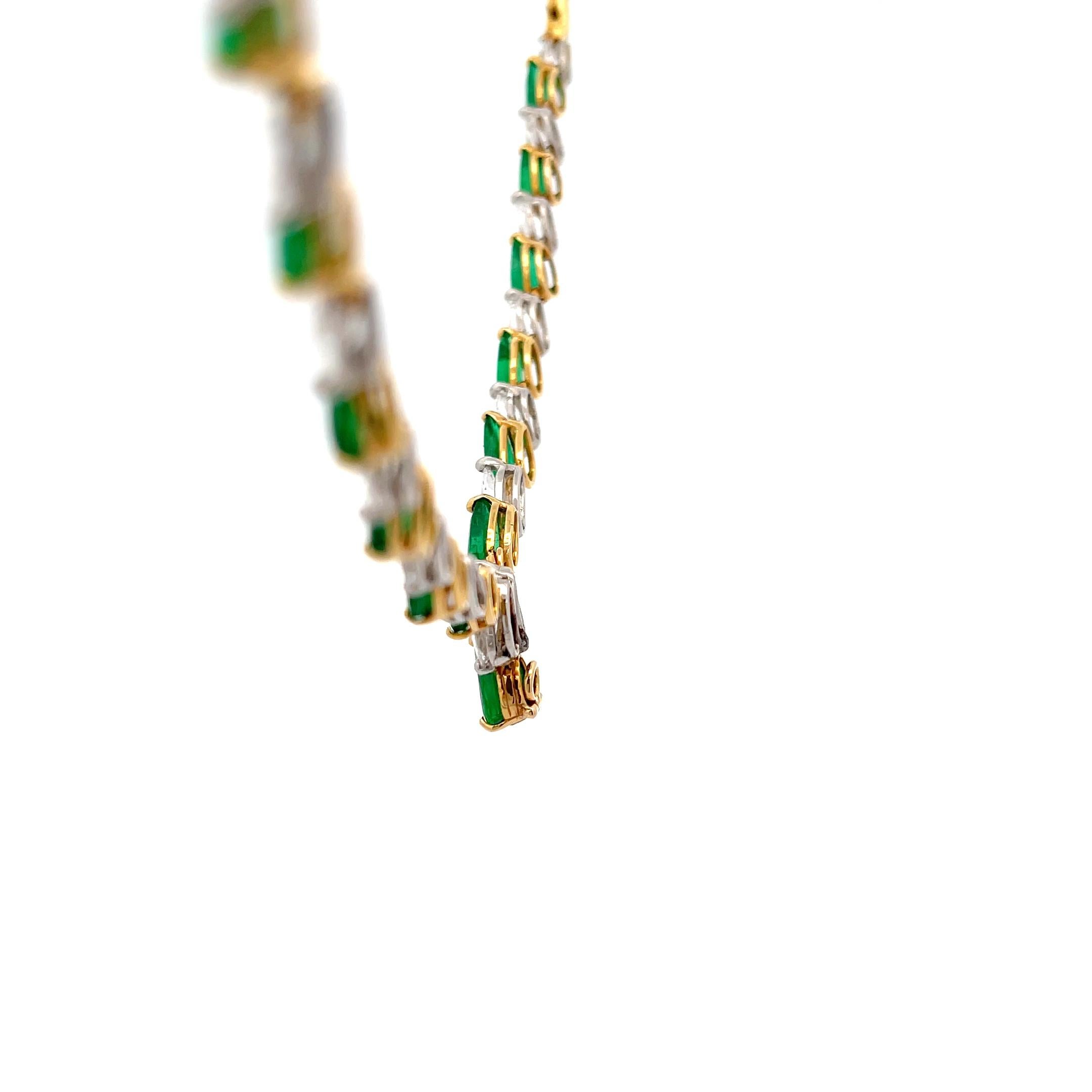 Women's Oscar Heyman Emerald and Diamond Necklace 18K Yellow Gold