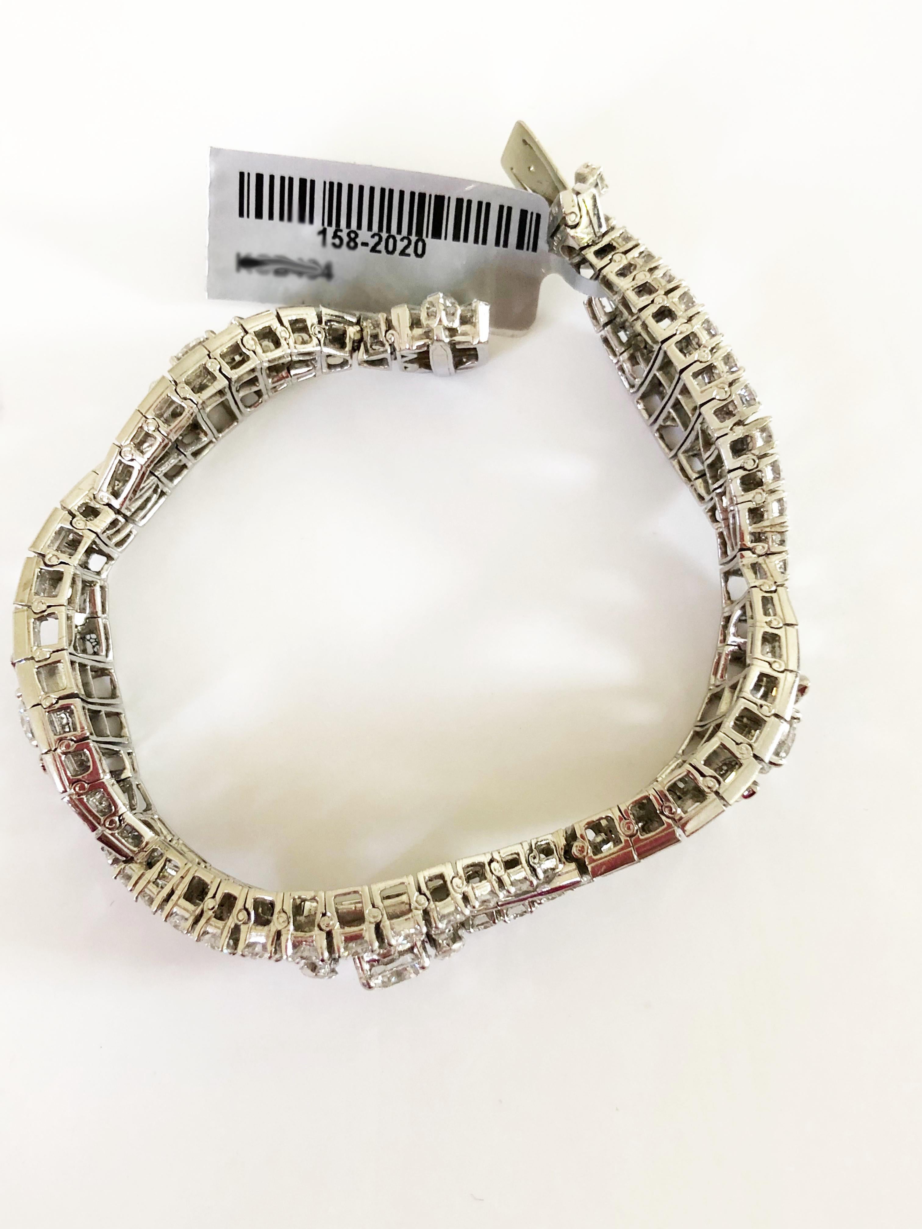 Oscar Heyman Estate Diamond and Platinum Bracelet Made in 1975 2