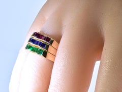 Oscar Heyman Fine Emerald, Sapphire and Ruby 18K Stackable 18K Vintage Band Ring