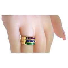Oscar Heyman Fine Emerald, Sapphire and Ruby 18K Stackable 18K Vintage Band Ring