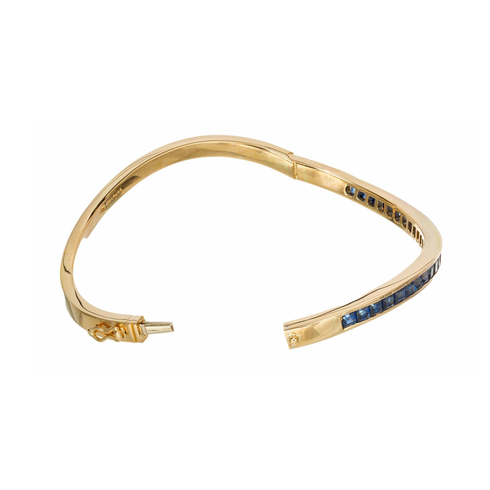 Oscar Heyman GIA Certified 4.50 Carat Sapphire Yellow Gold Bangle Bracelet For Sale 1