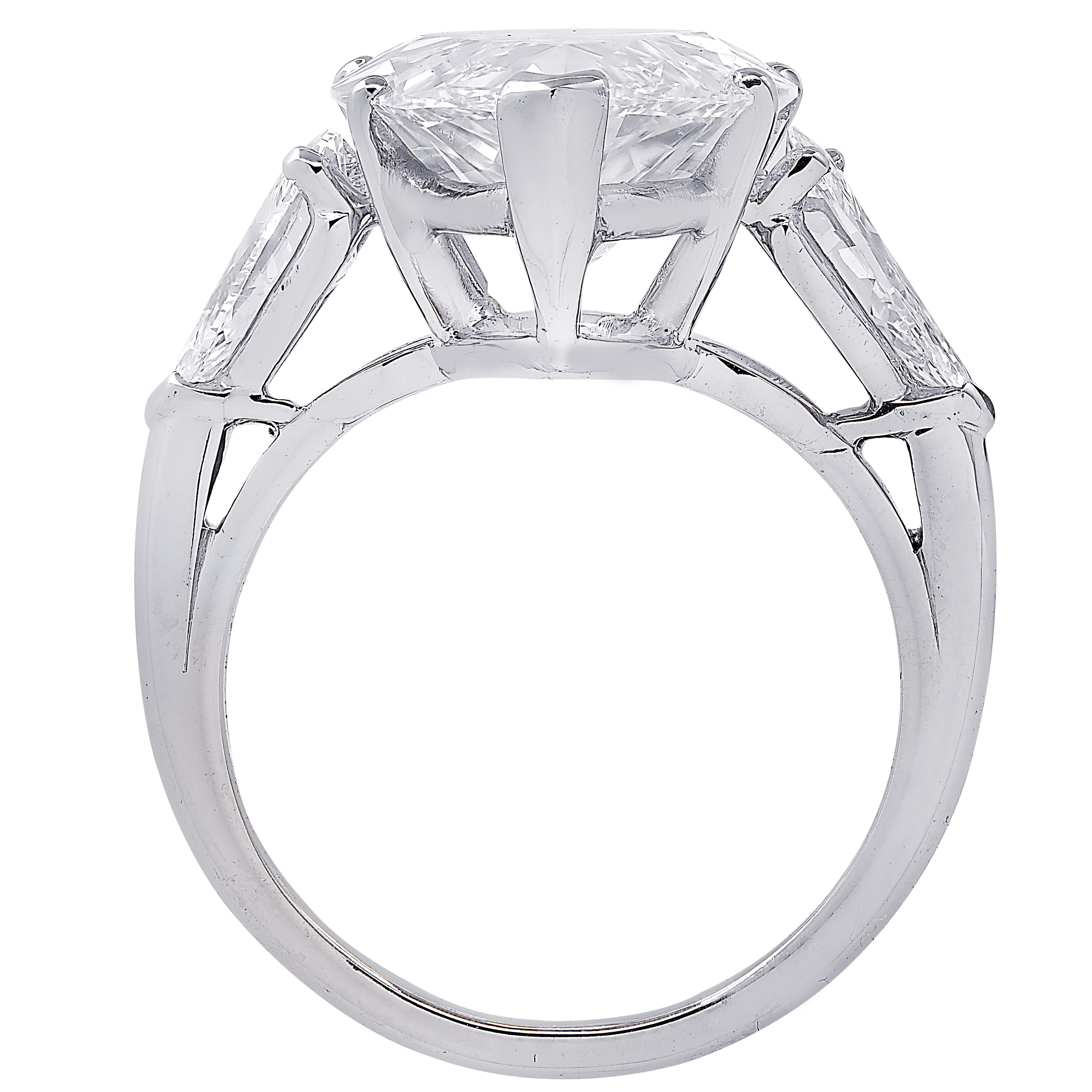 Modern Oscar Heyman GIA Certified 8.04 Carat Pear Shape Diamond Wedding Set