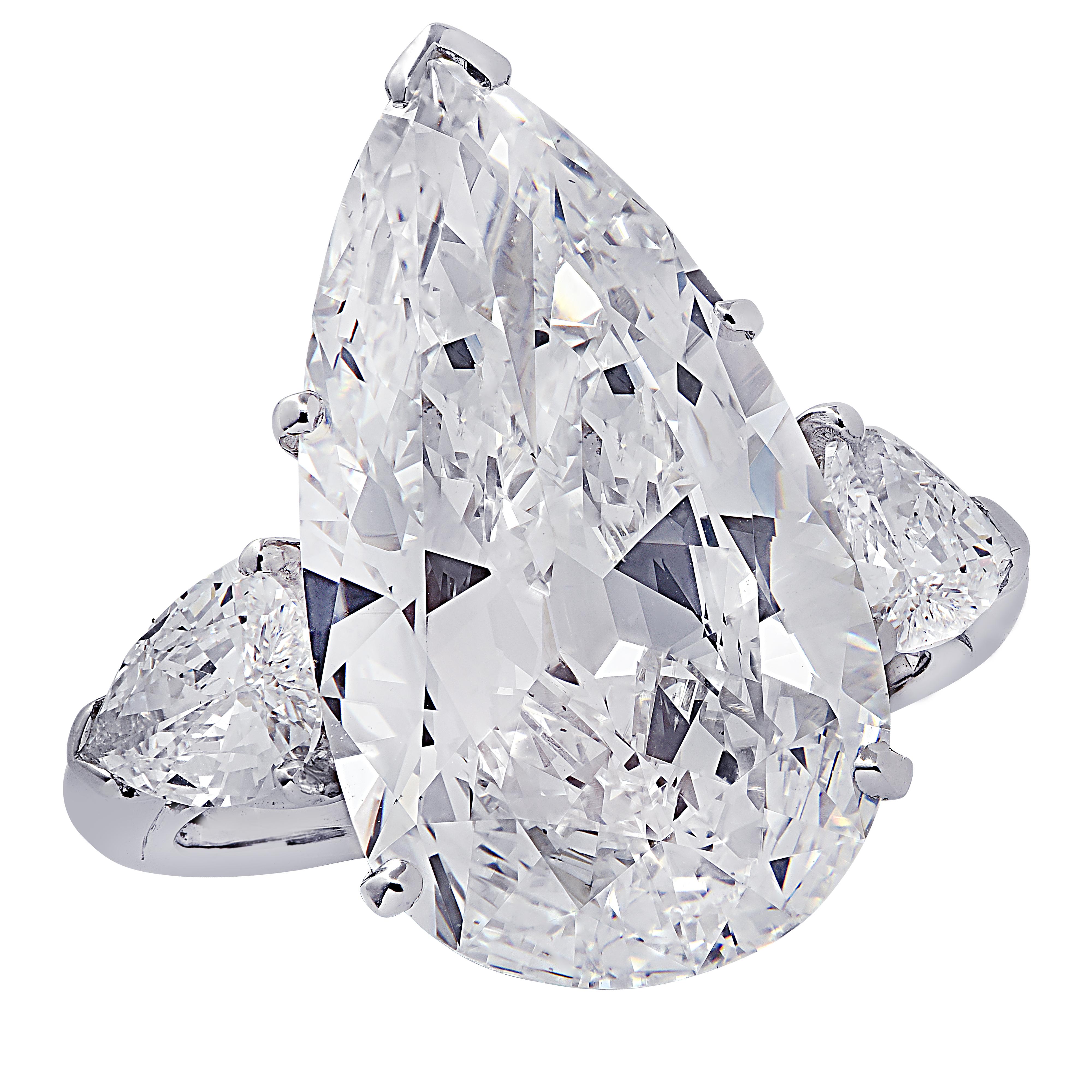 Pear Cut Oscar Heyman GIA Certified 8.04 Carat Pear Shape Diamond Wedding Set