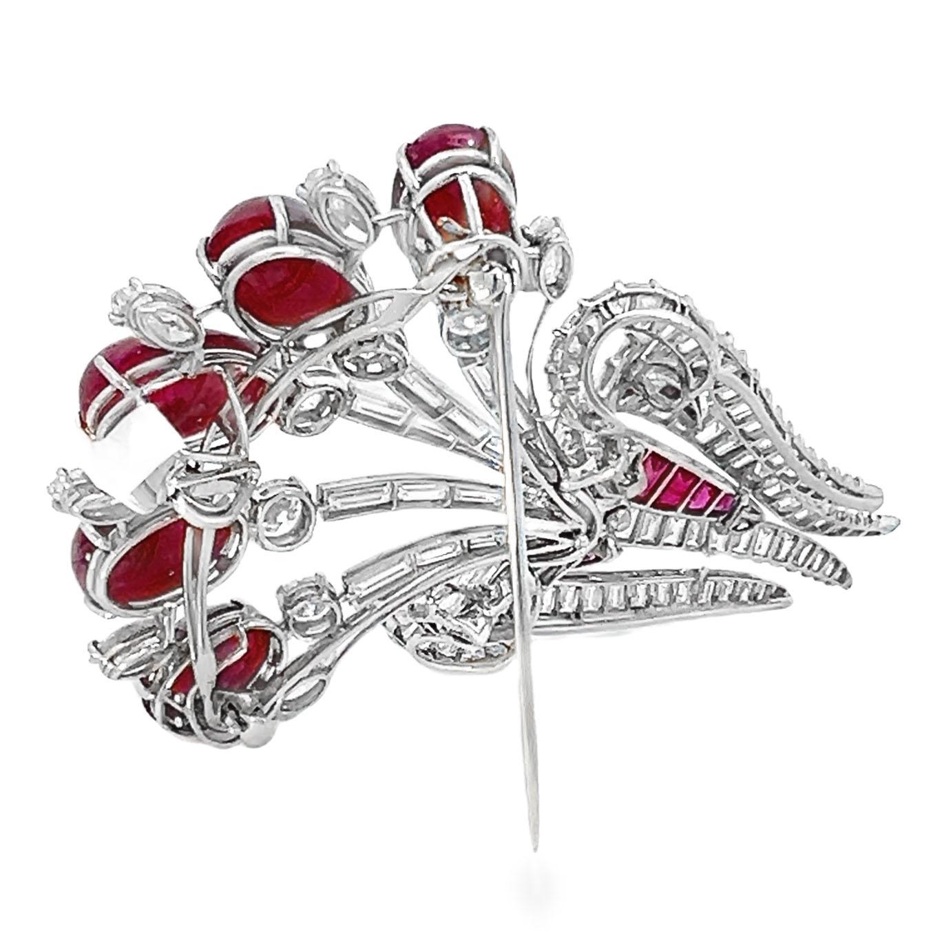 Broche de rubíes y diamantes certificado por el GIA Oscar Heyman en venta 4