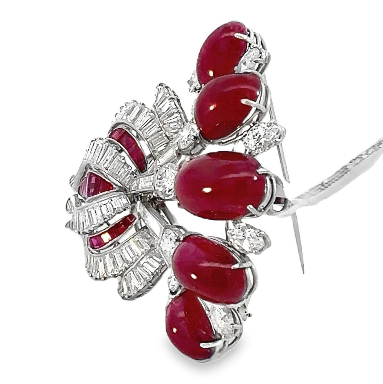 Broche de rubíes y diamantes certificado por el GIA Oscar Heyman en venta 3