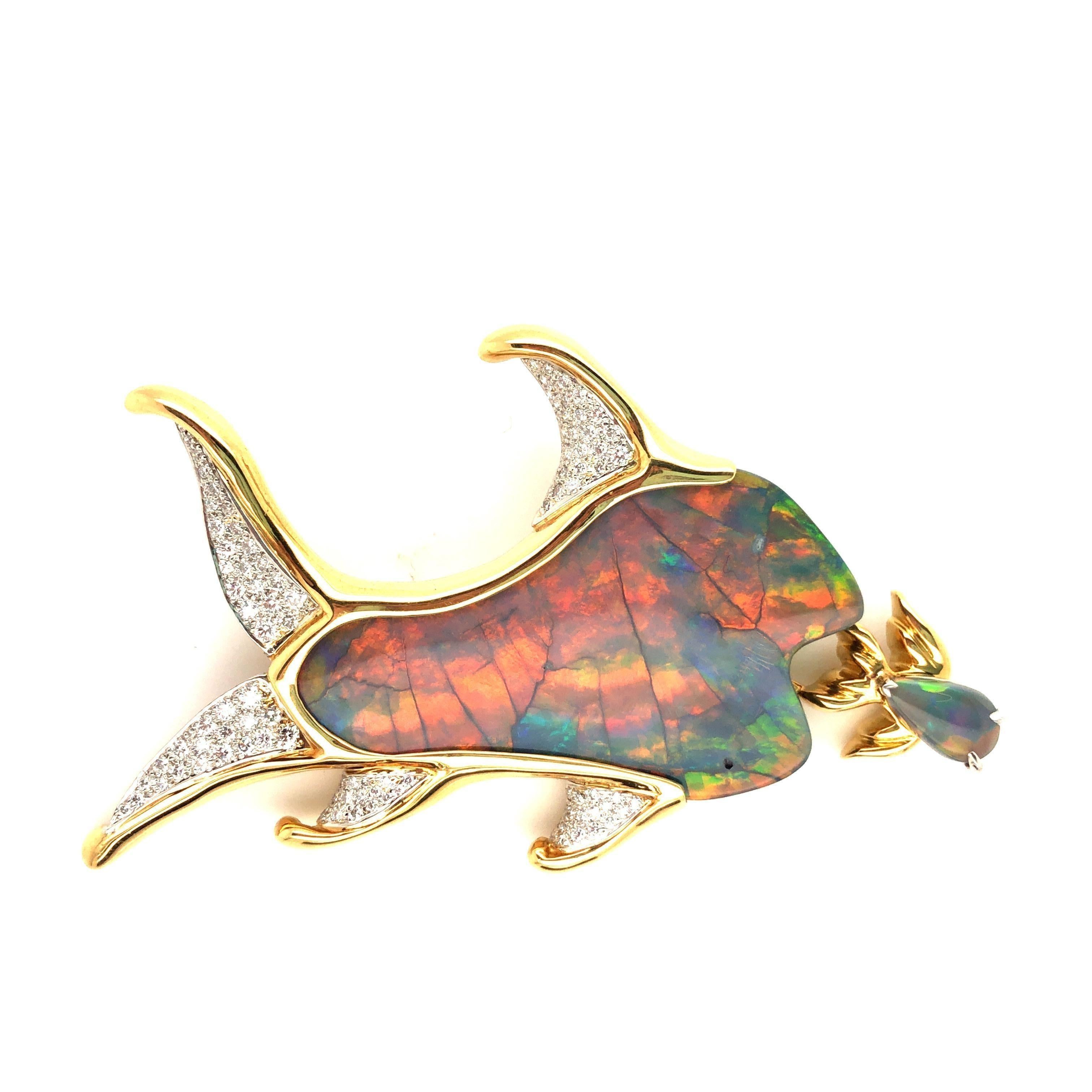 Contemporary Oscar Heyman Gold 30 Carat One of a Kind Black Opal Snacking Fish Brooch For Sale