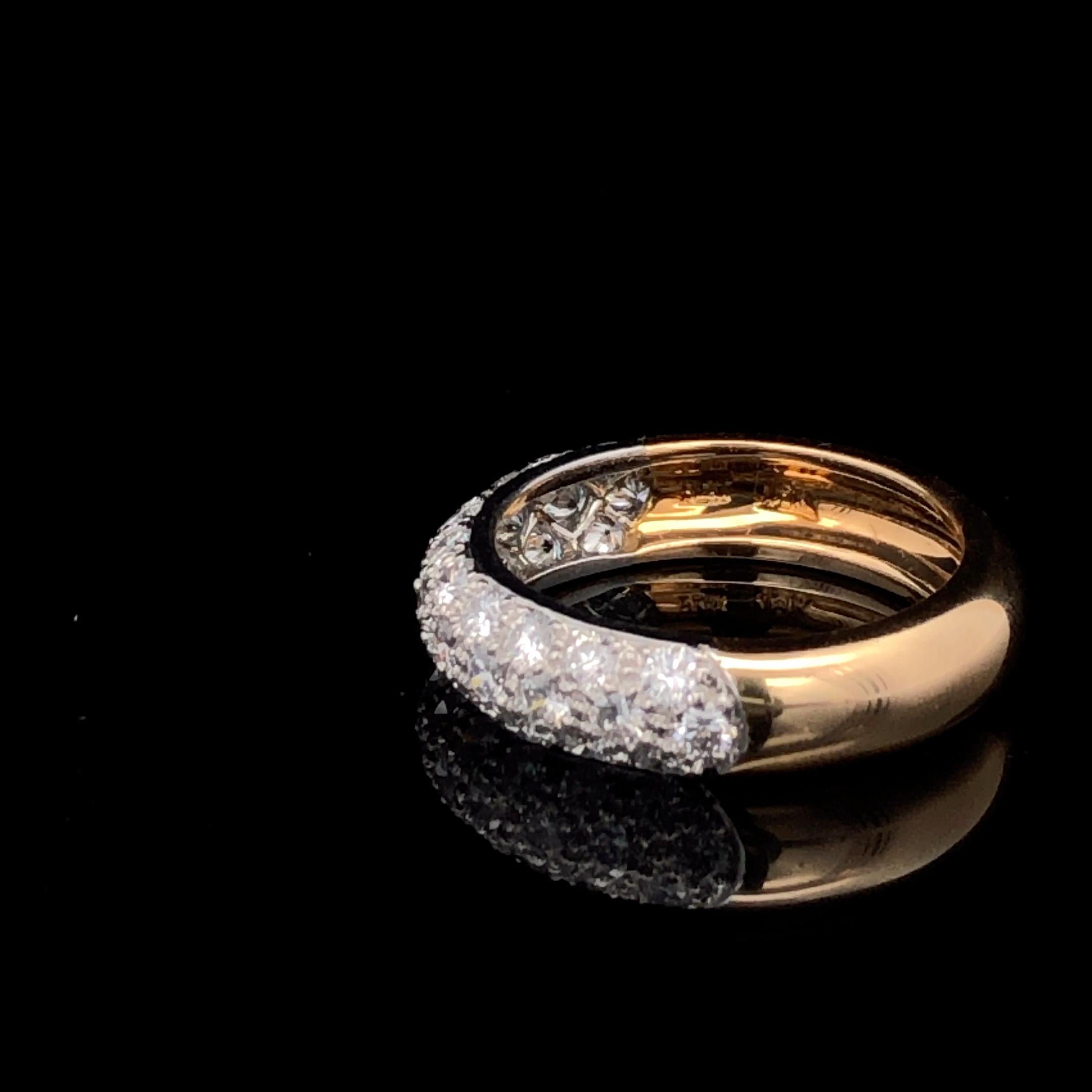 Contemporary Oscar Heyman Gold and Platinum Halfway Diamond Wedding Band Ring sz. 6 For Sale